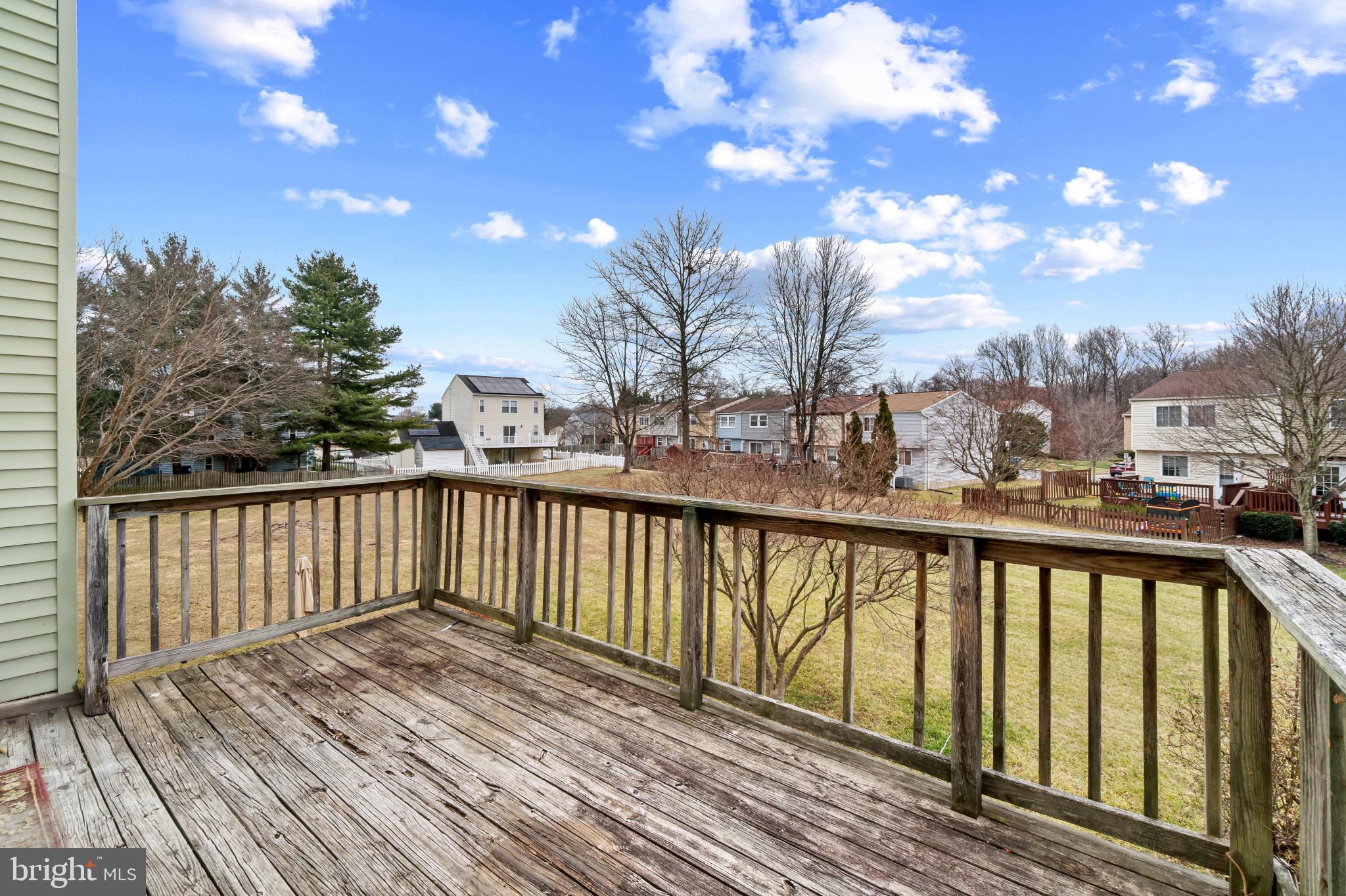 PINEDALE WOODS - Residential