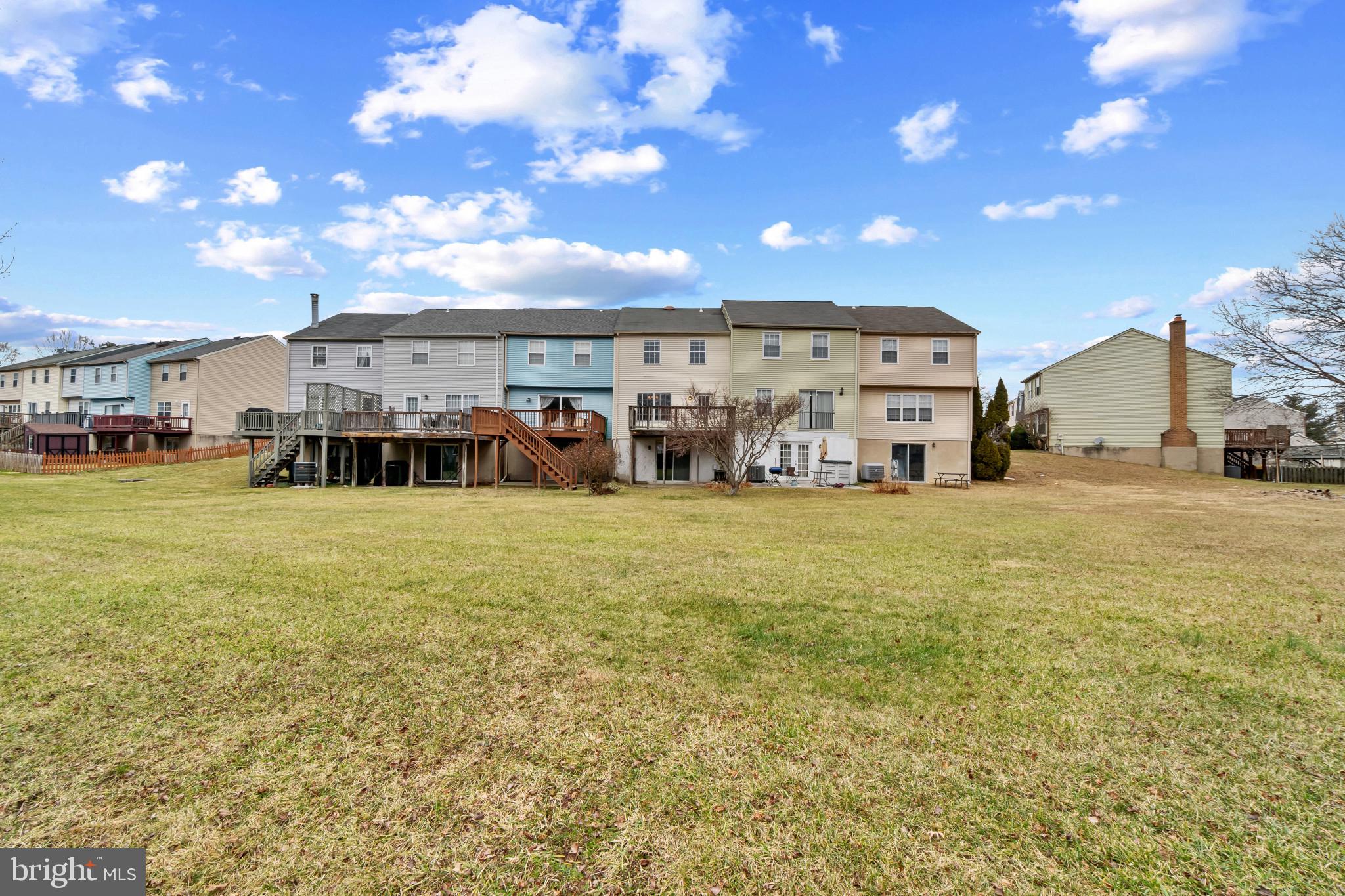 PINEDALE WOODS - Residential