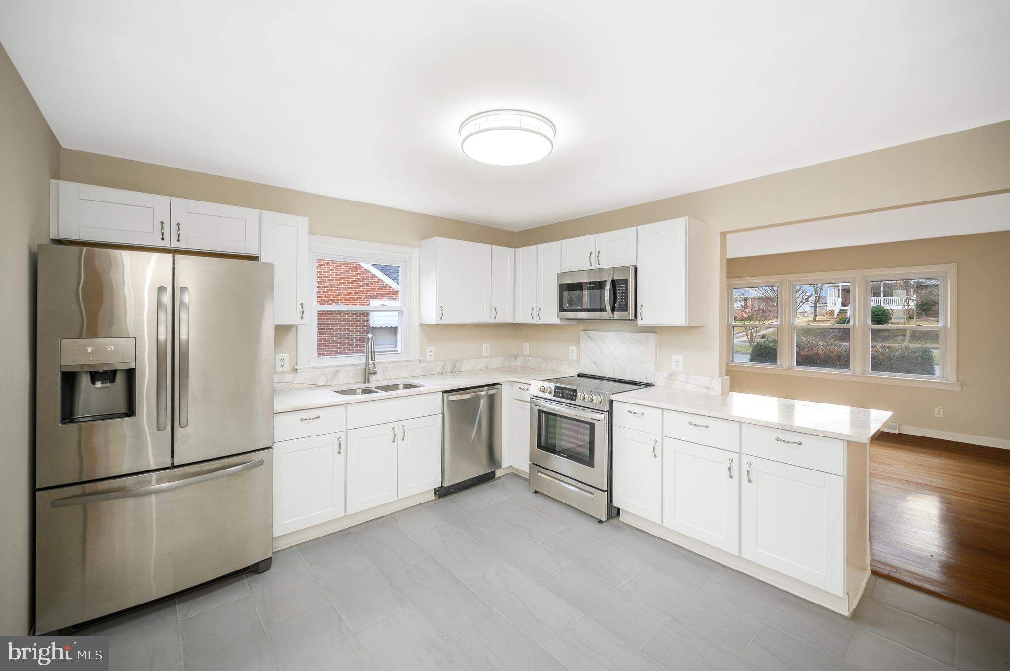 NORMANDY VILLAGE - Residential Lease