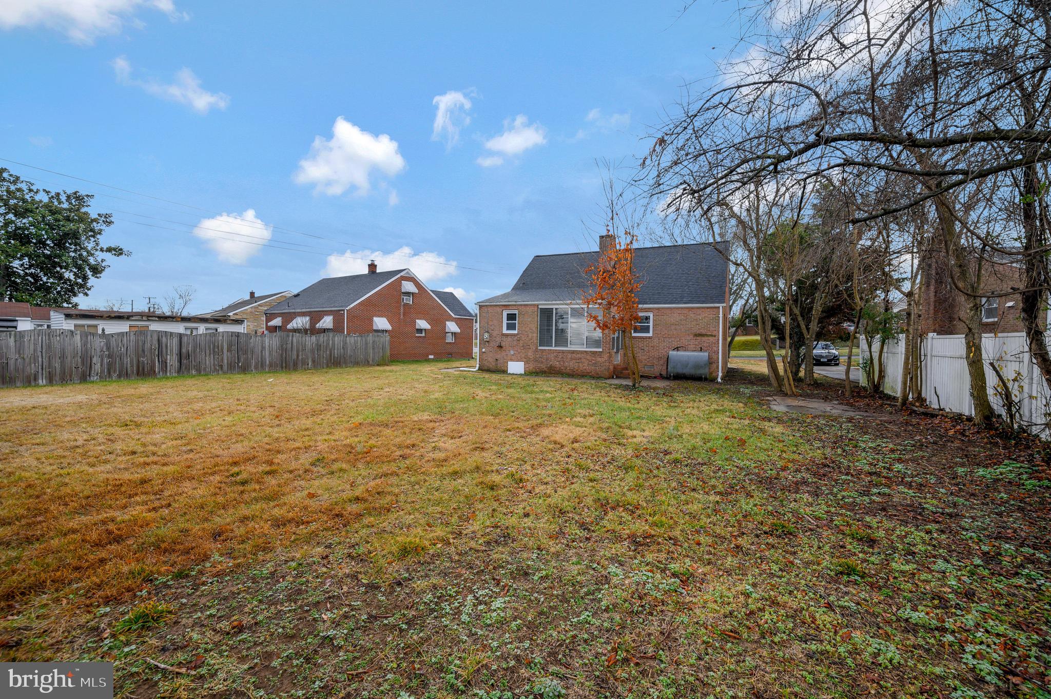 NORMANDY VILLAGE - Residential Lease