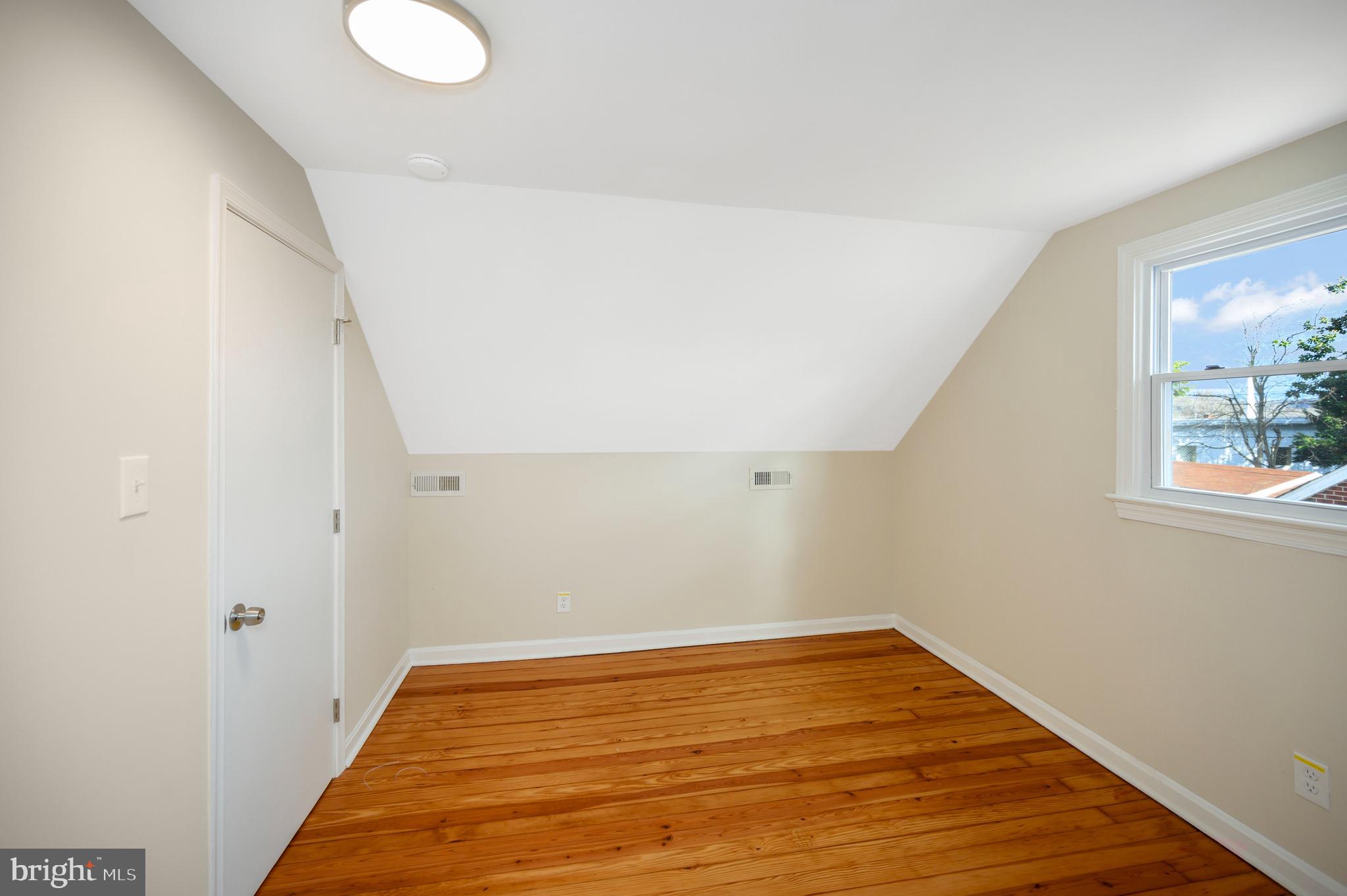 NORMANDY VILLAGE - Residential Lease