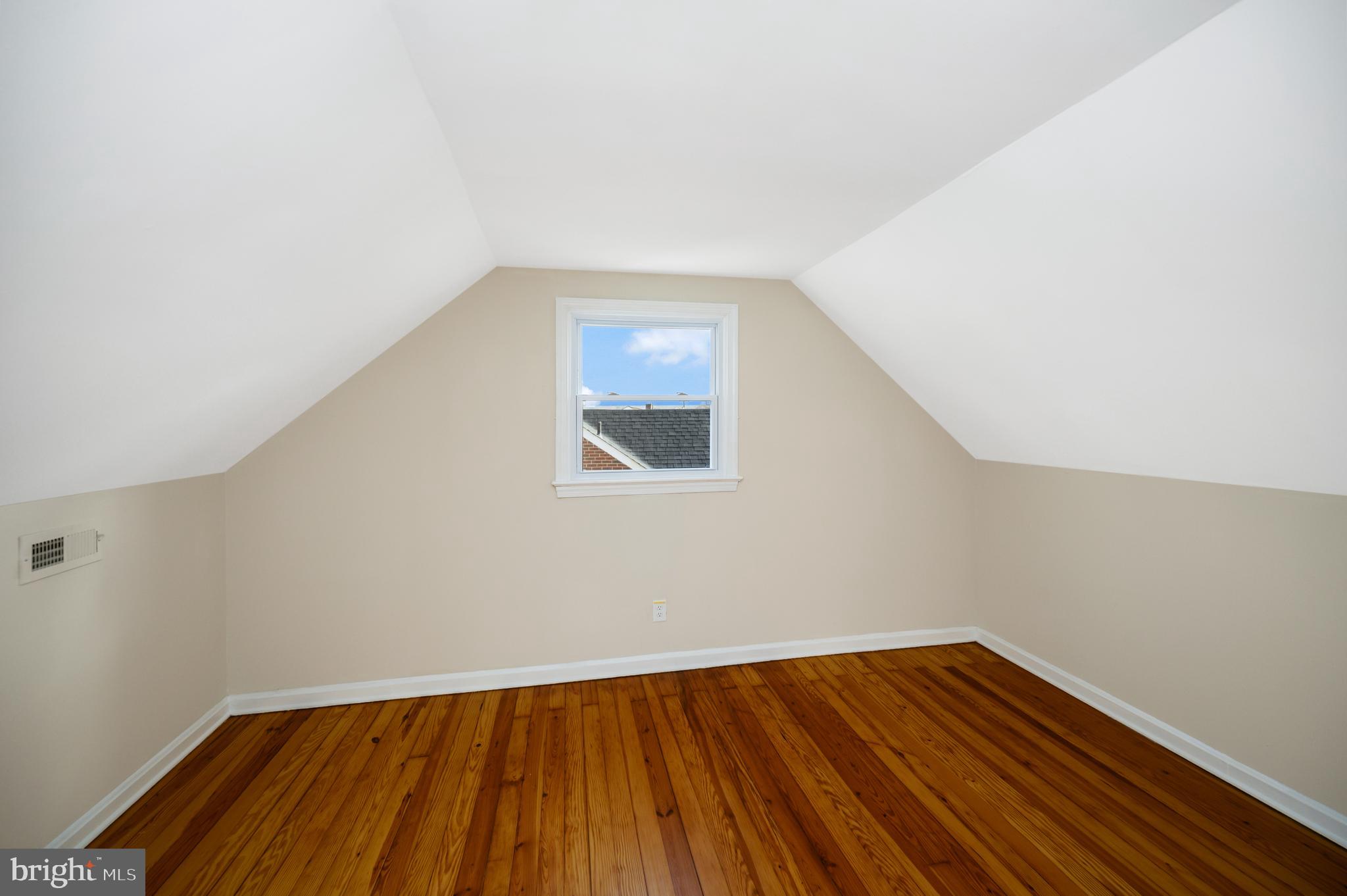 NORMANDY VILLAGE - Residential Lease