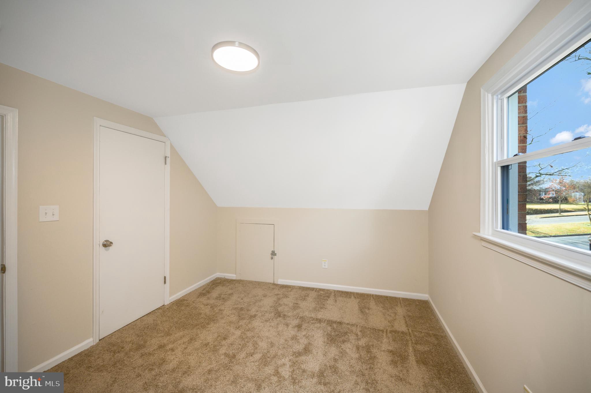 NORMANDY VILLAGE - Residential Lease