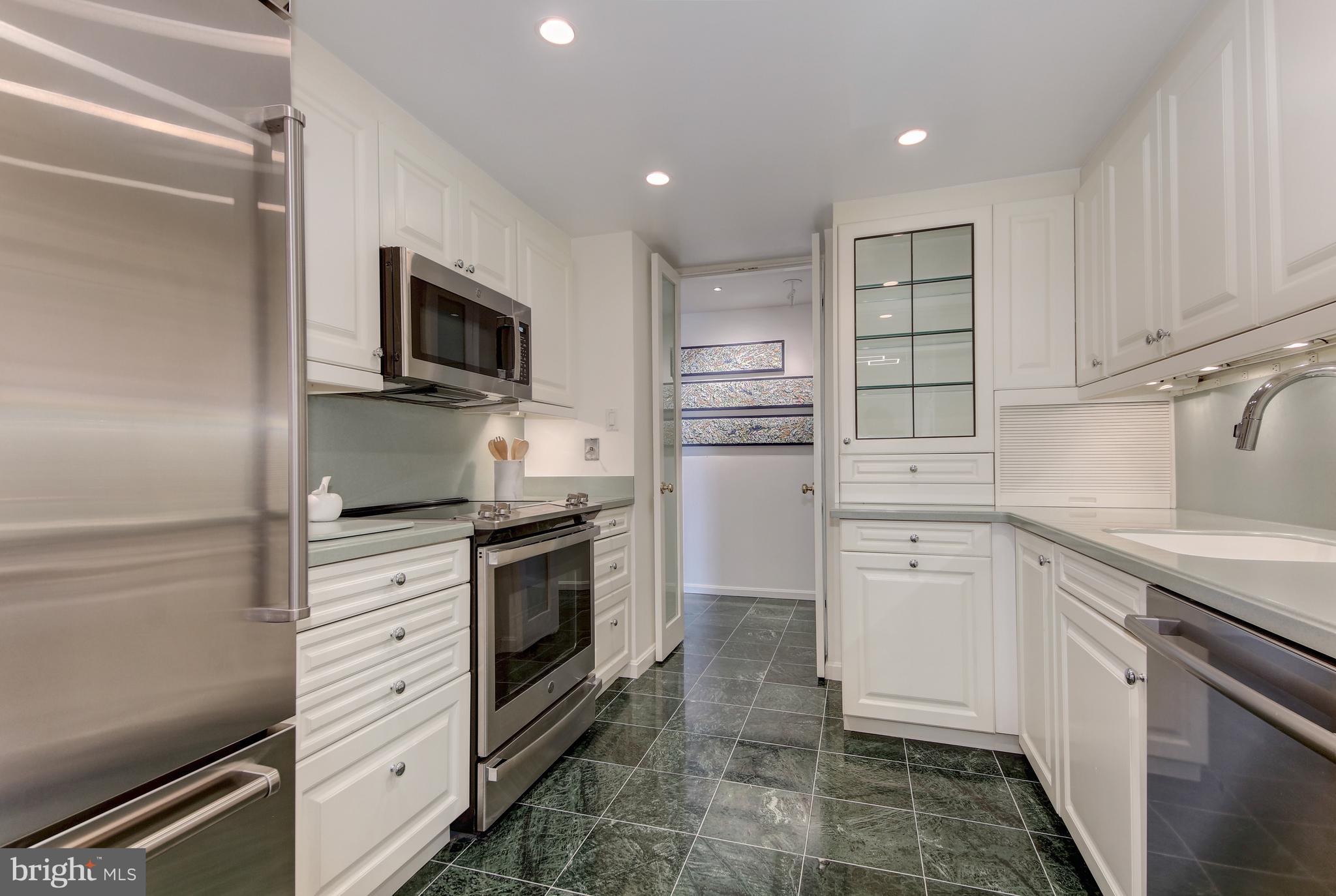 CHEVY CHASE - Residential