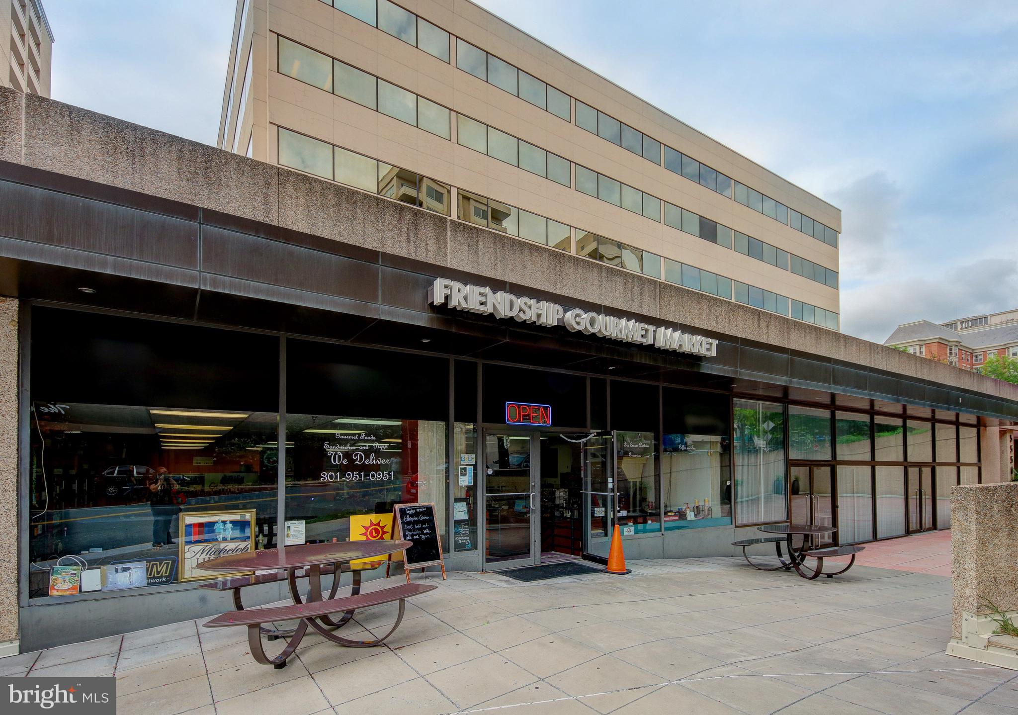 CHEVY CHASE - Residential