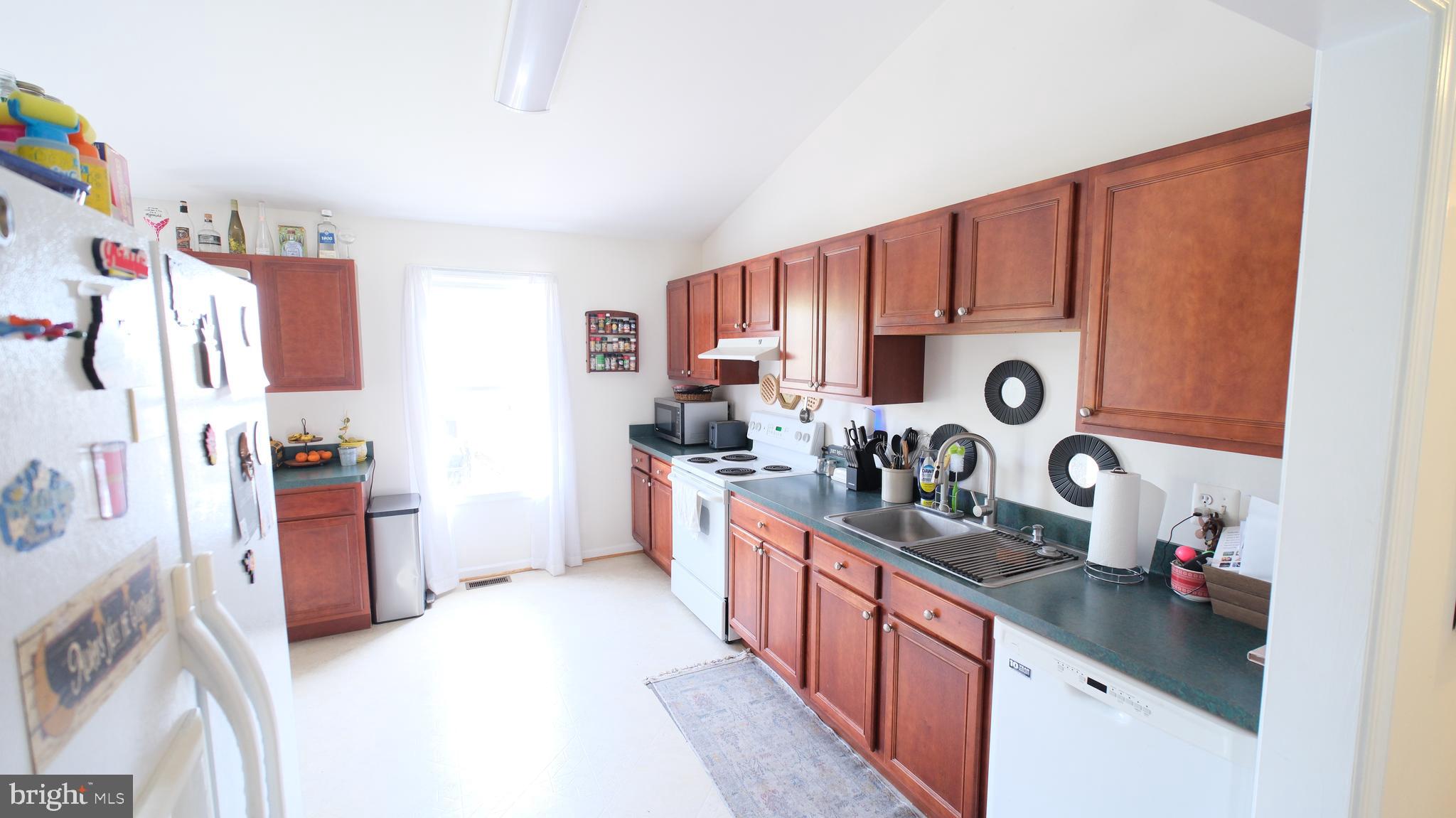 INWOOD MEADOWS - Residential