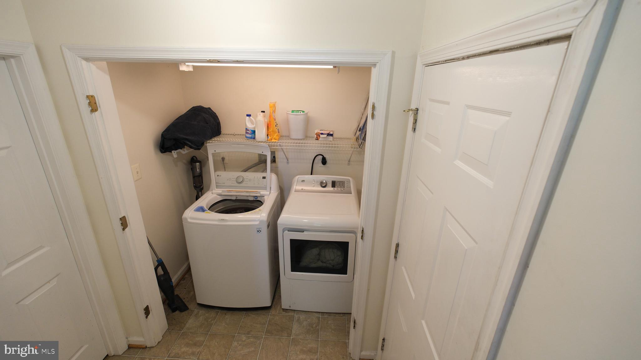 INWOOD MEADOWS - Residential