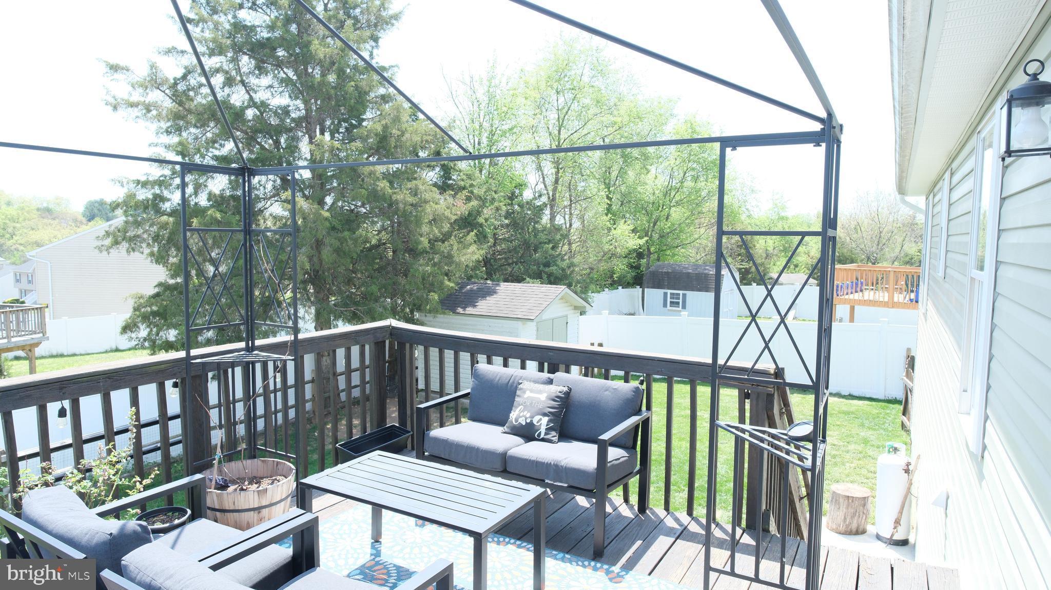 INWOOD MEADOWS - Residential