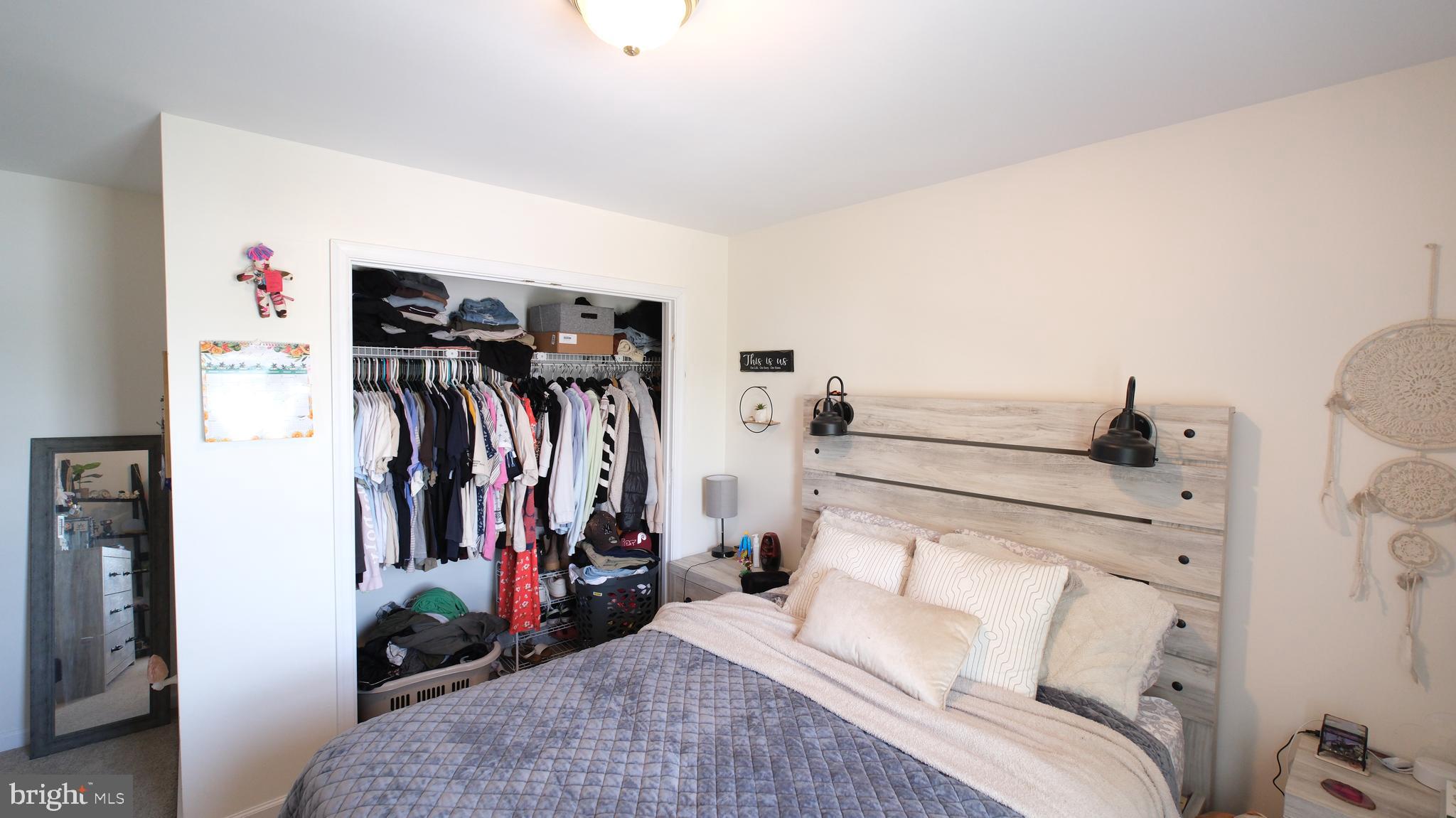 INWOOD MEADOWS - Residential