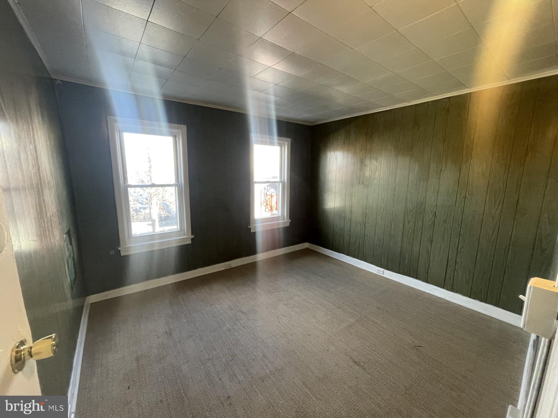 READING - Residential Lease