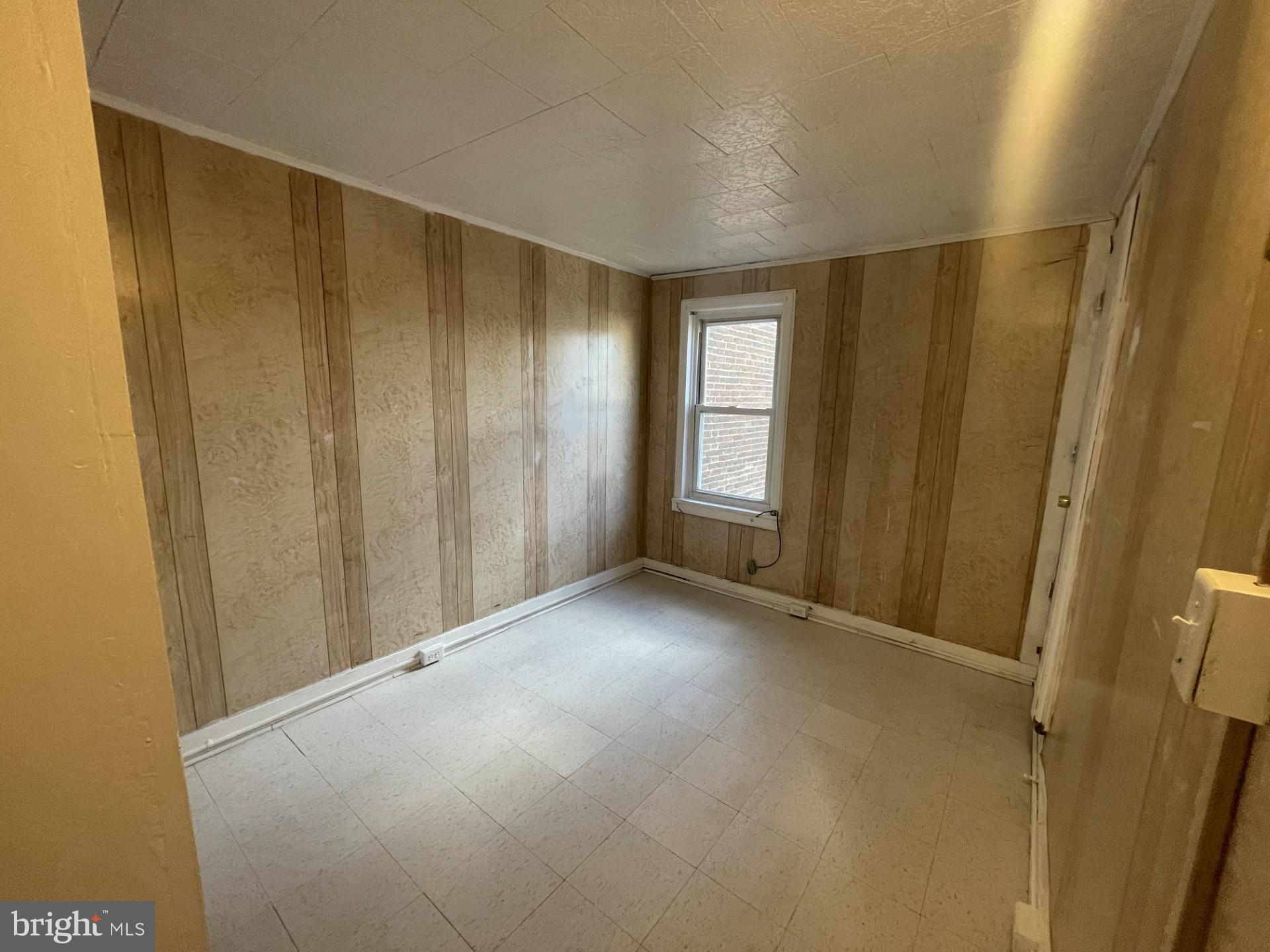 READING - Residential Lease