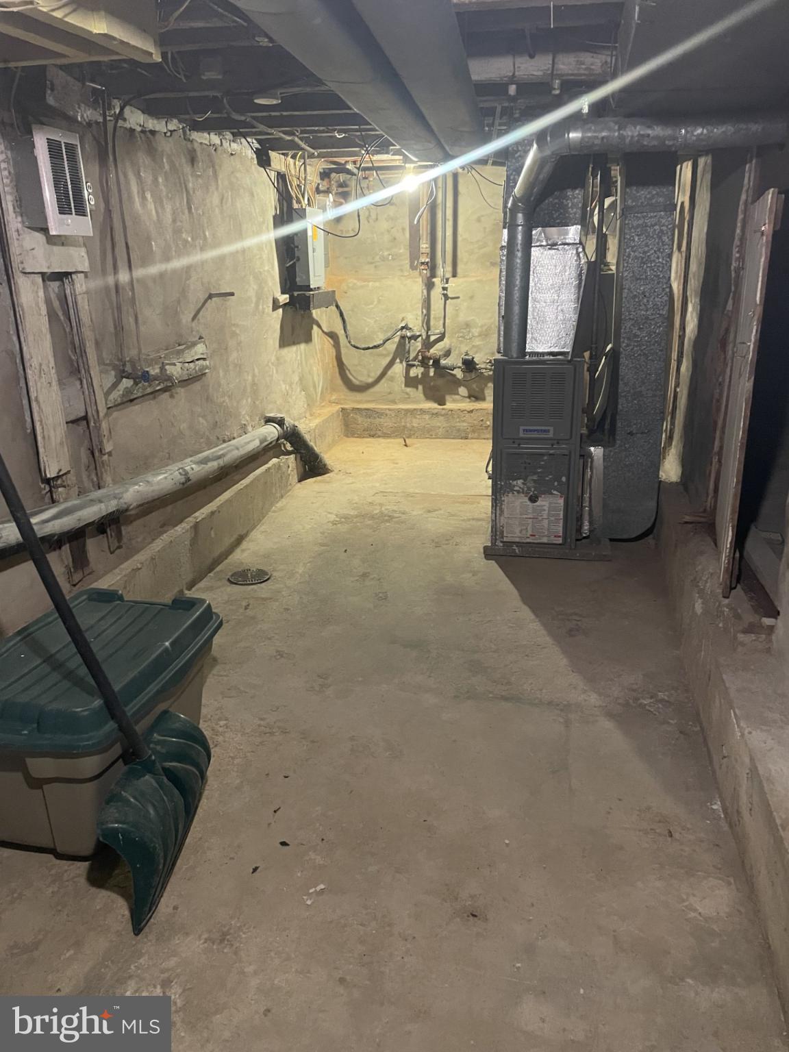 READING - Residential Lease