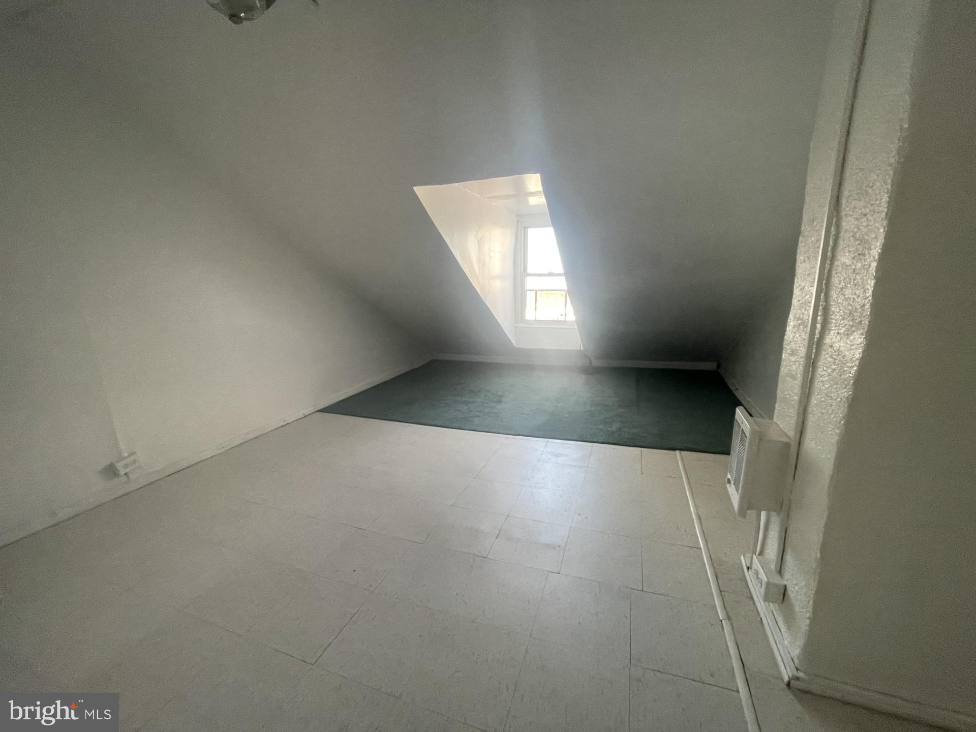 READING - Residential Lease