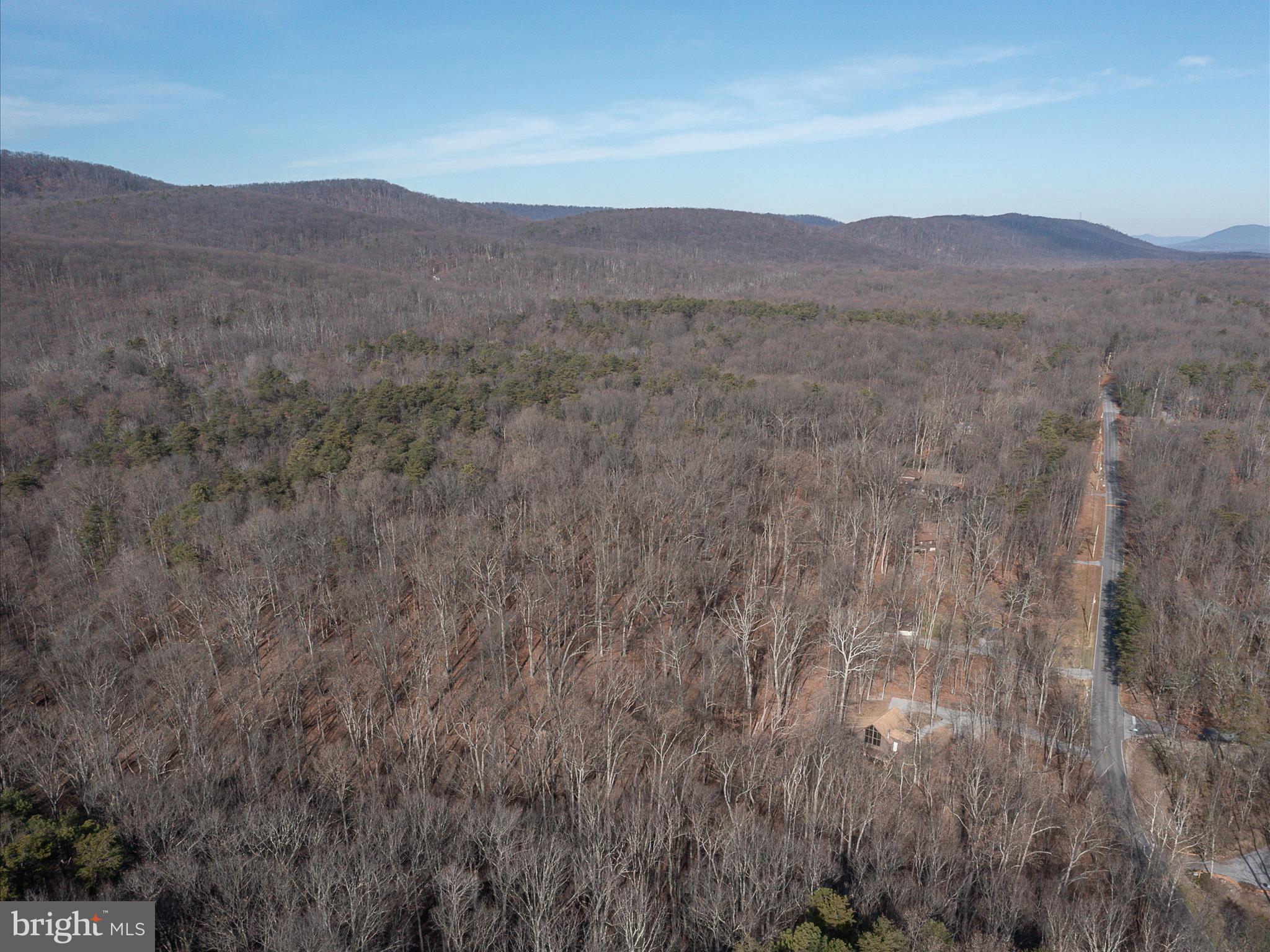 THE WOODS - Residential