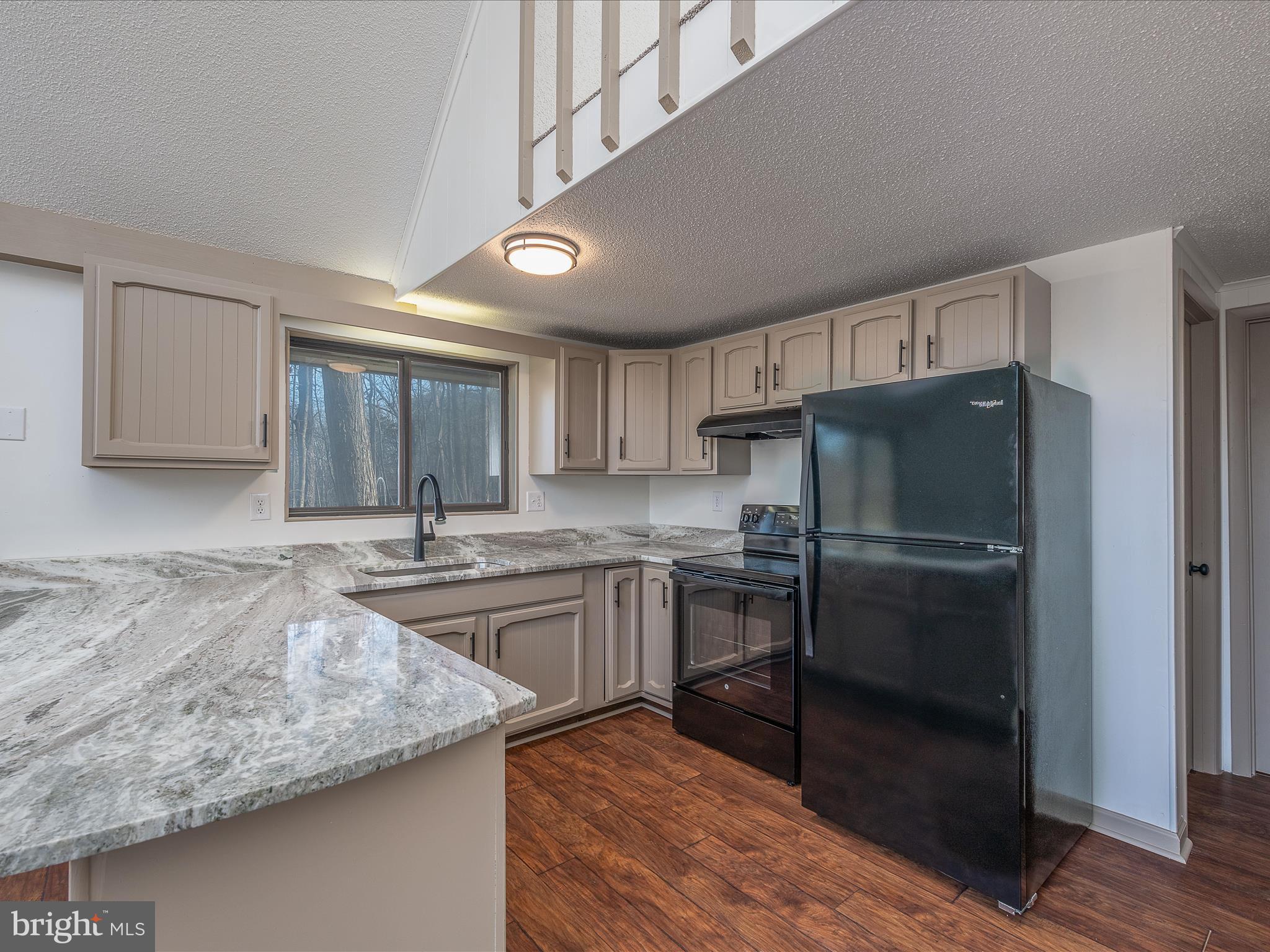 THE WOODS - Residential