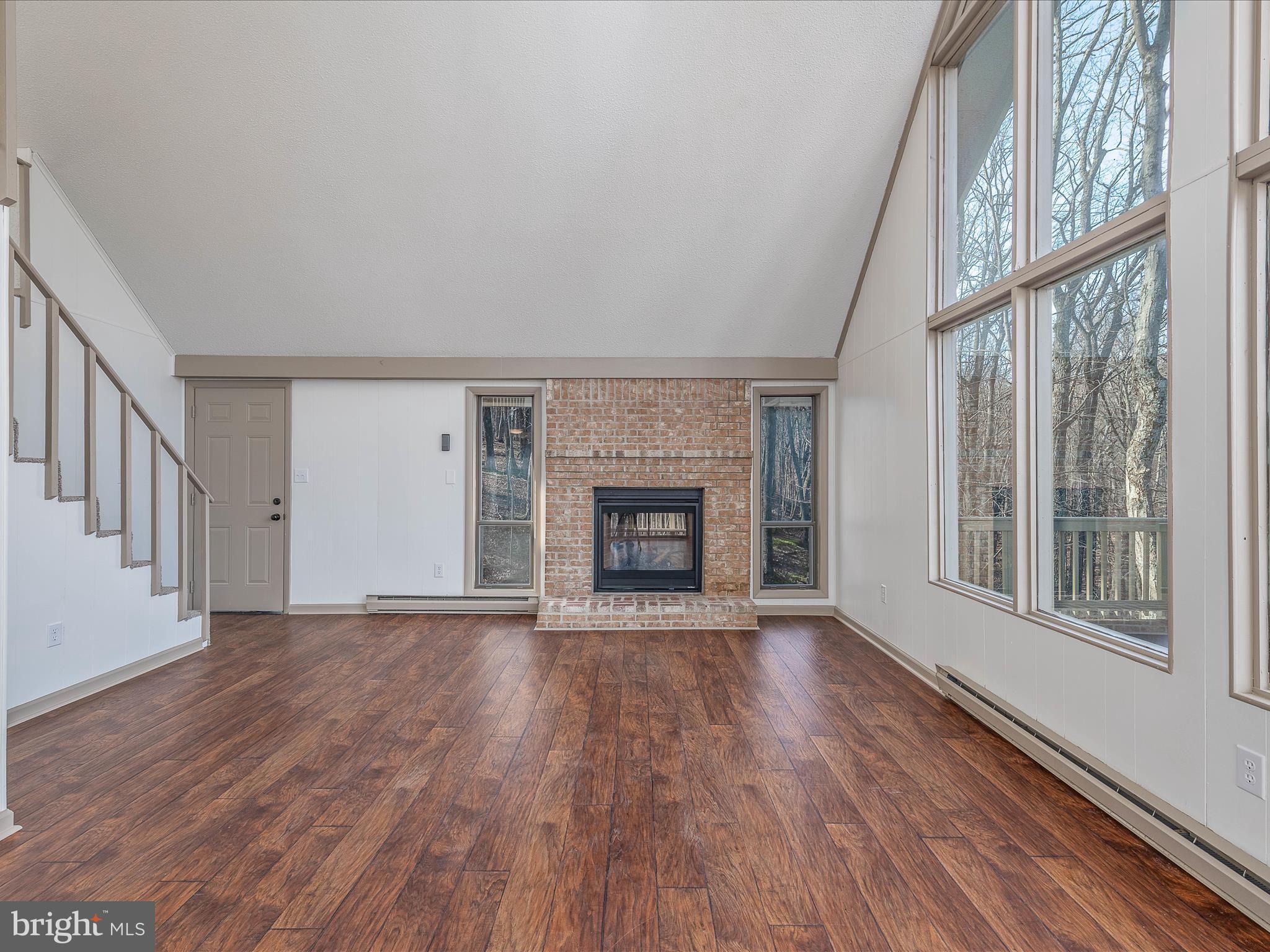 THE WOODS - Residential