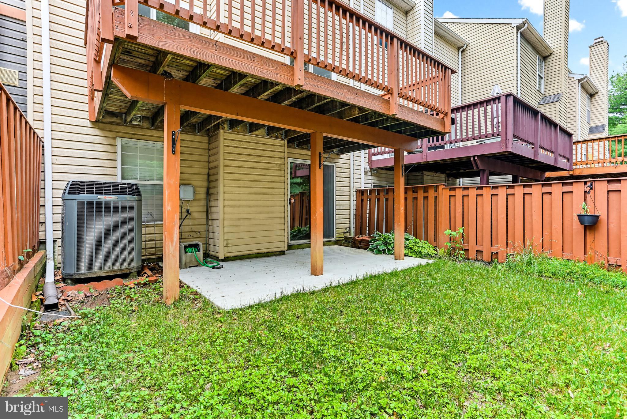 LONG REACH - Residential