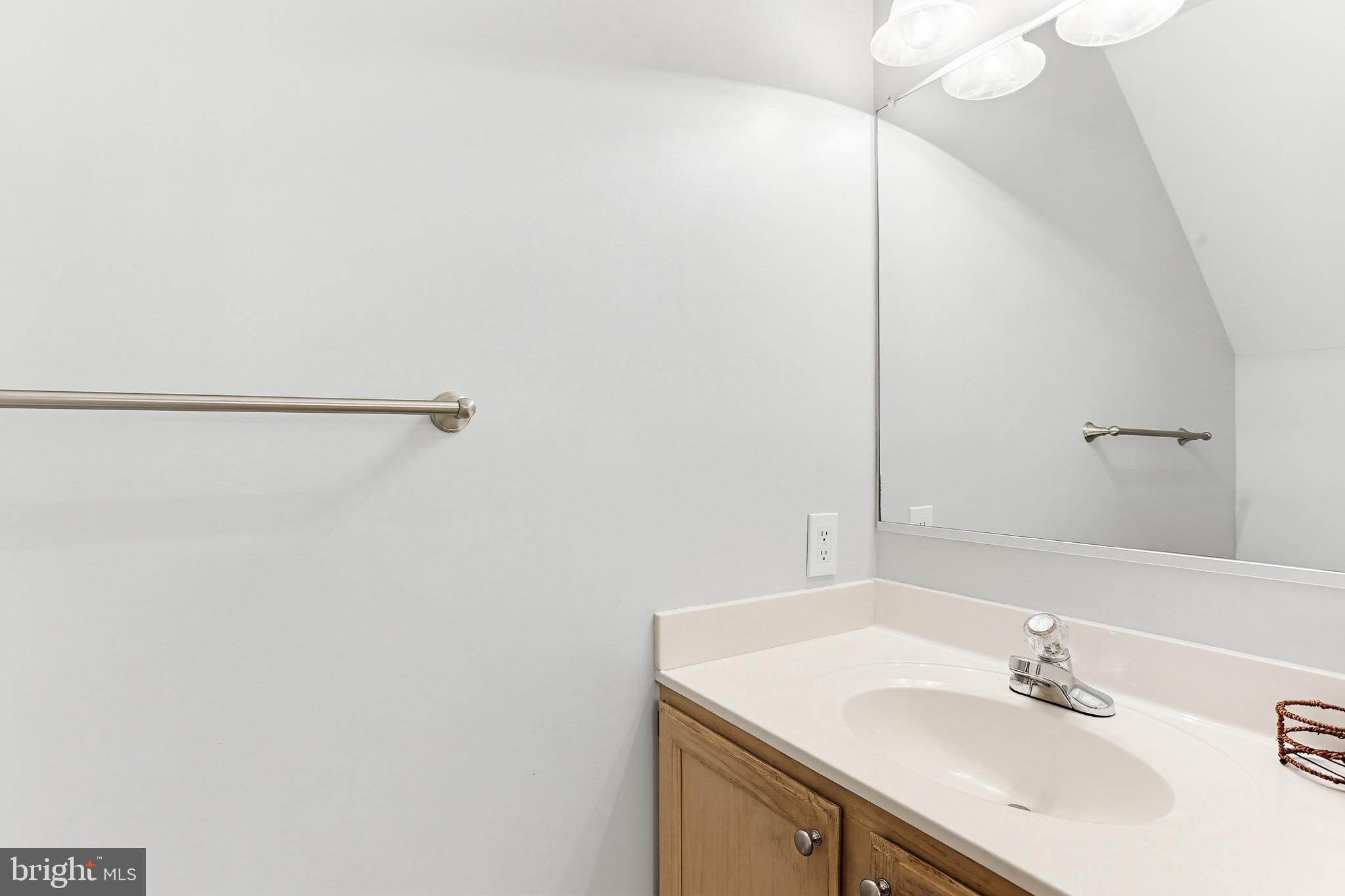 LONG REACH - Residential