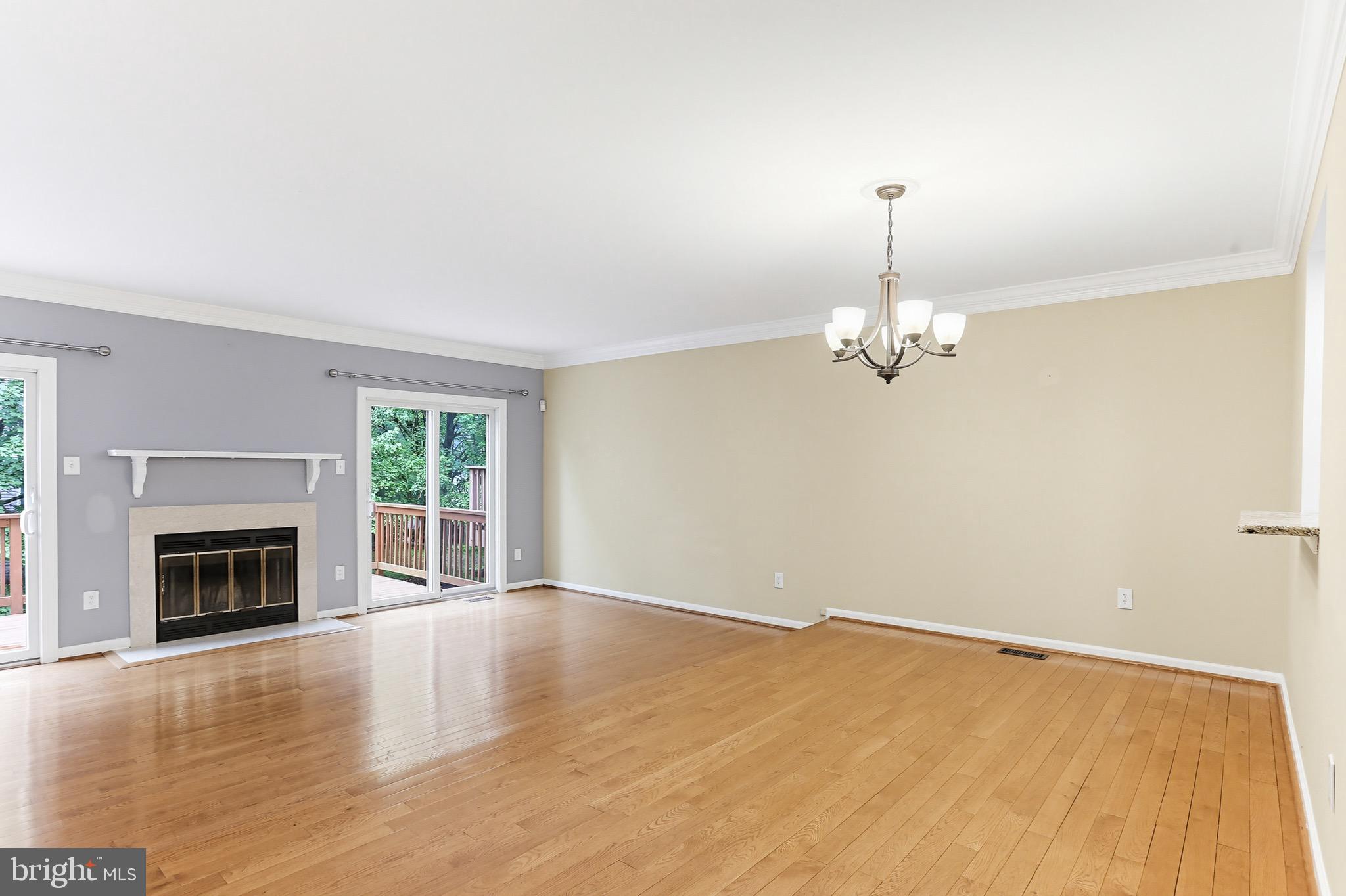 LONG REACH - Residential