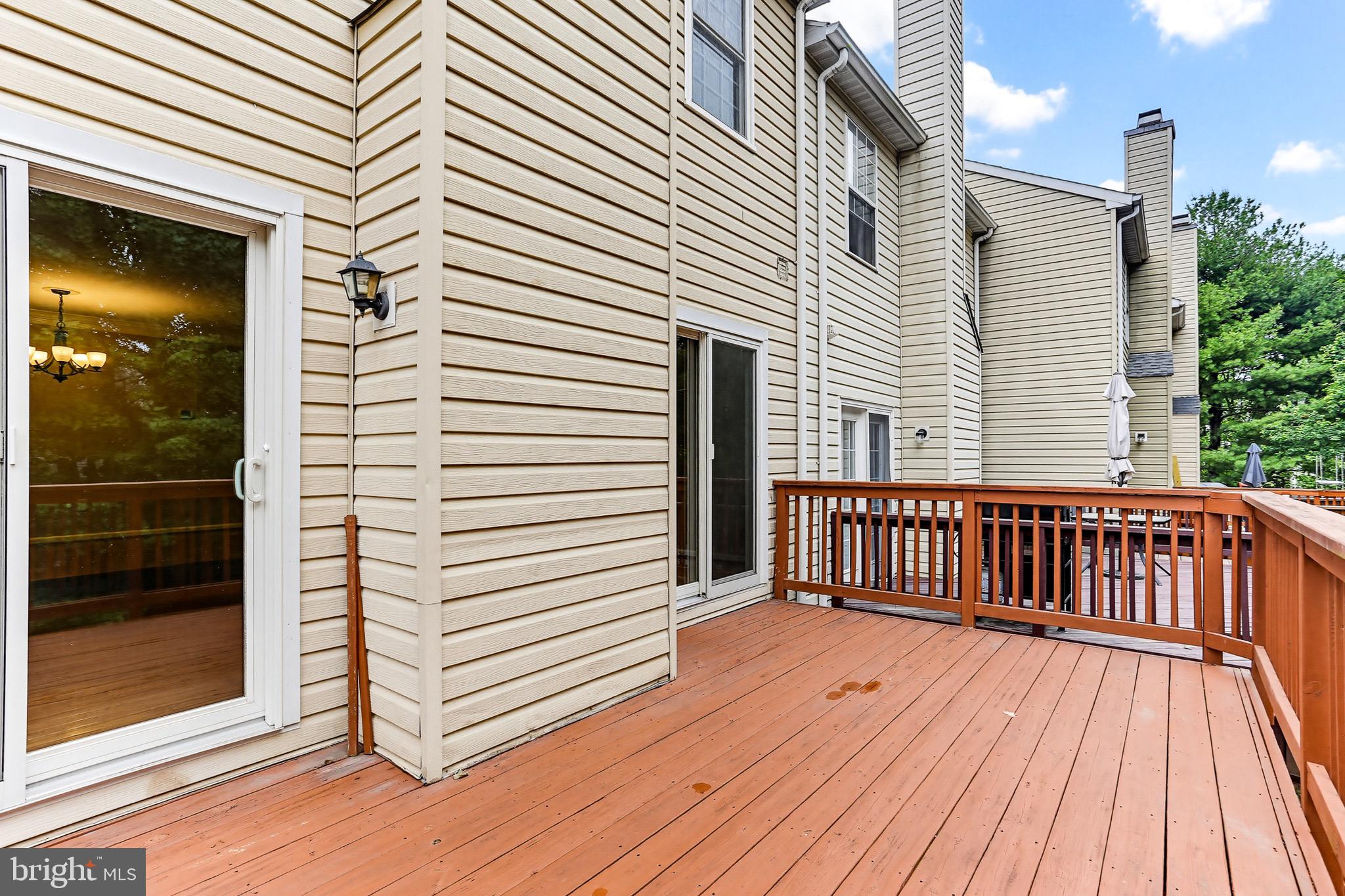 LONG REACH - Residential