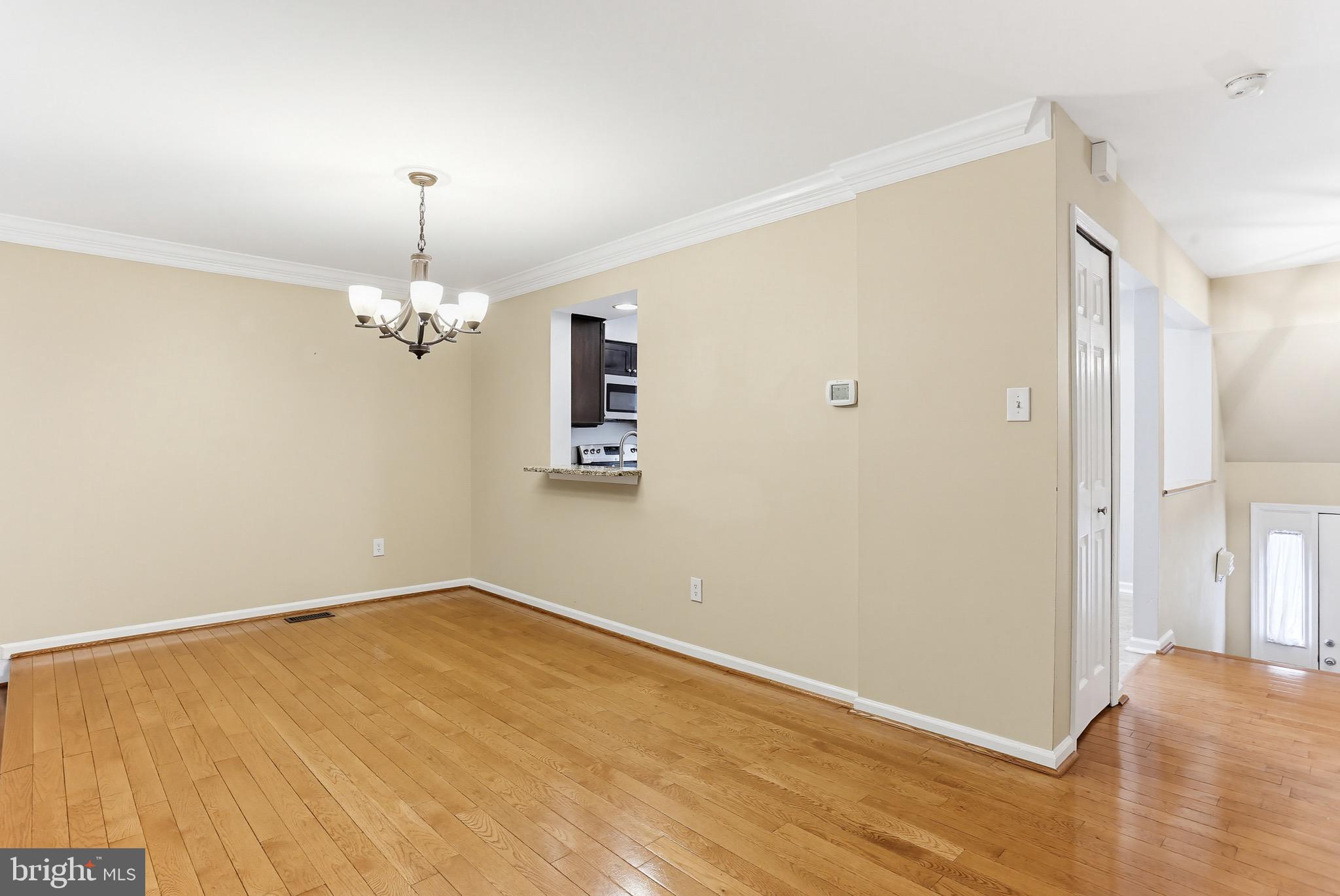 LONG REACH - Residential