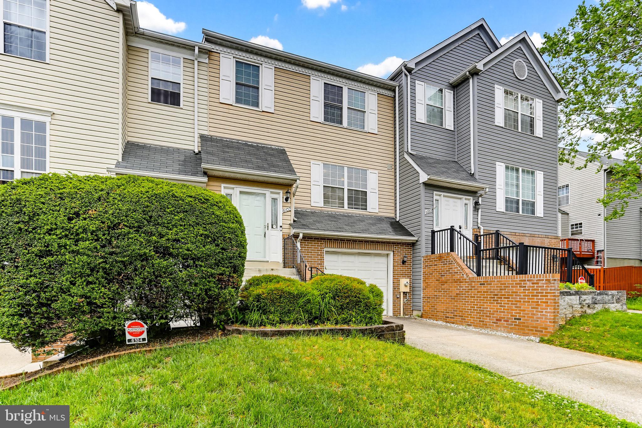LONG REACH - Residential