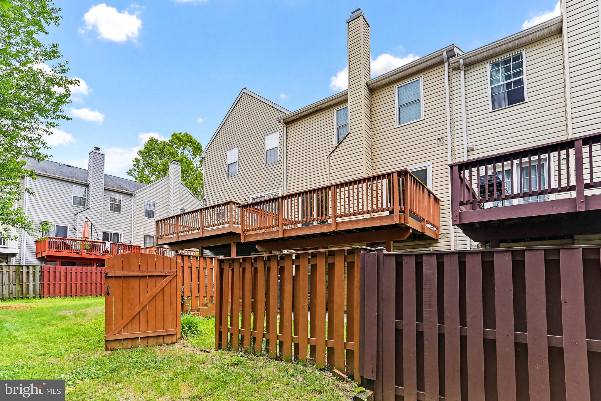 LONG REACH - Residential