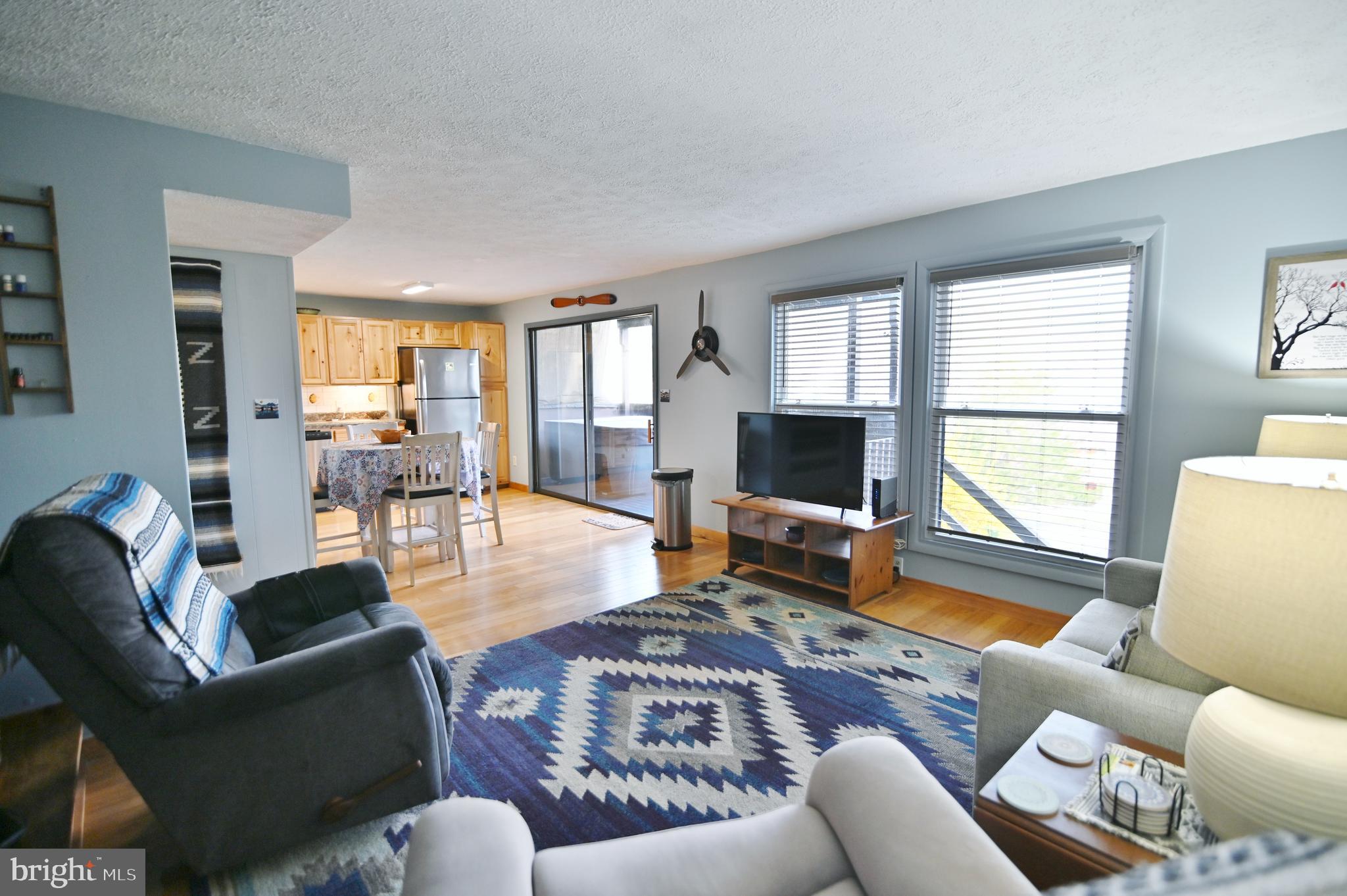 THE HILL CONDOS - Residential