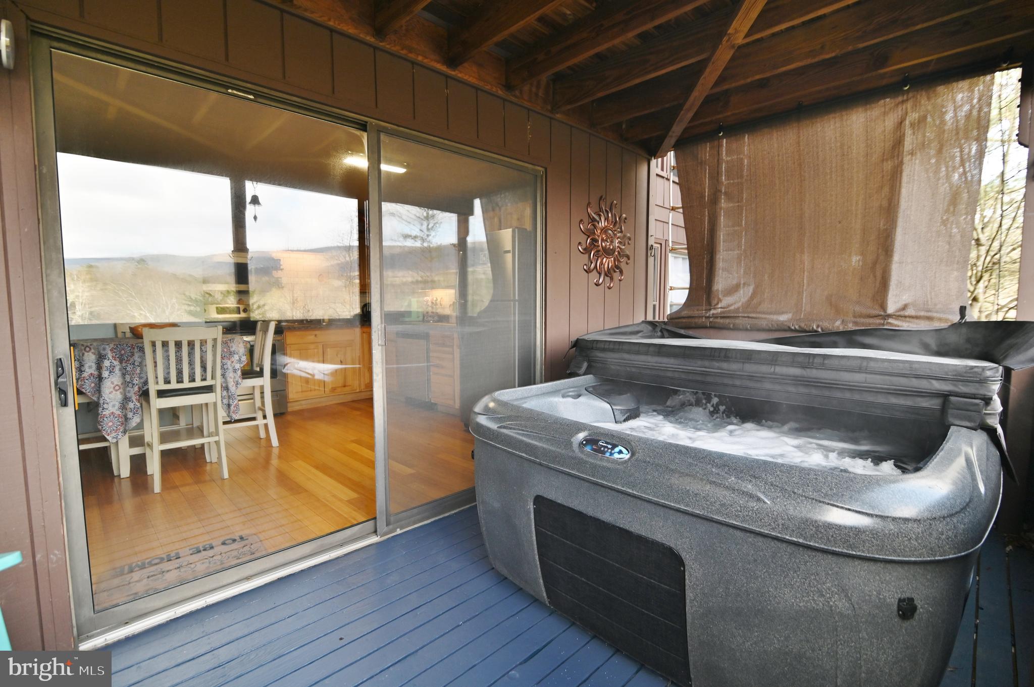 THE HILL CONDOS - Residential