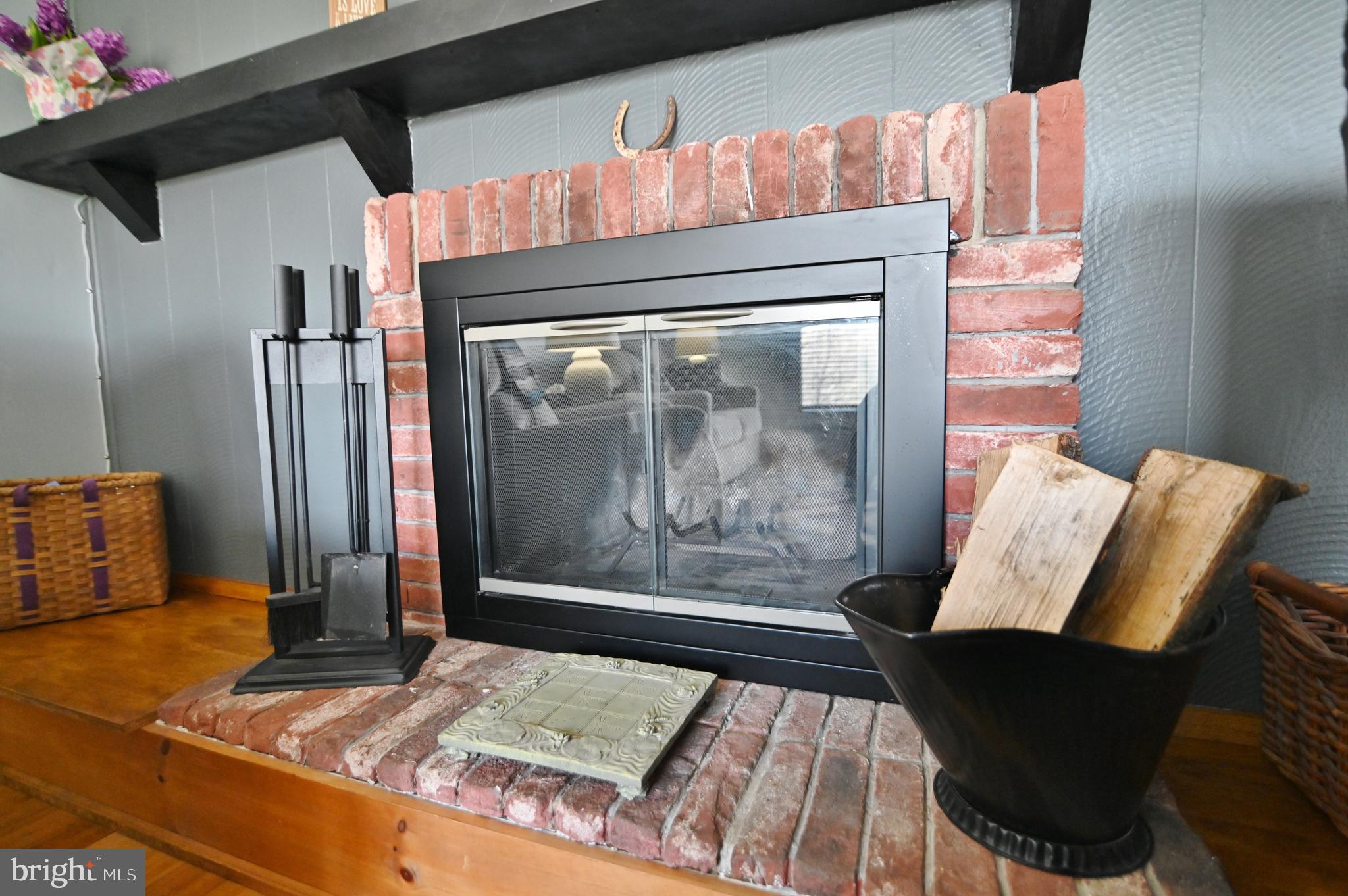 THE HILL CONDOS - Residential