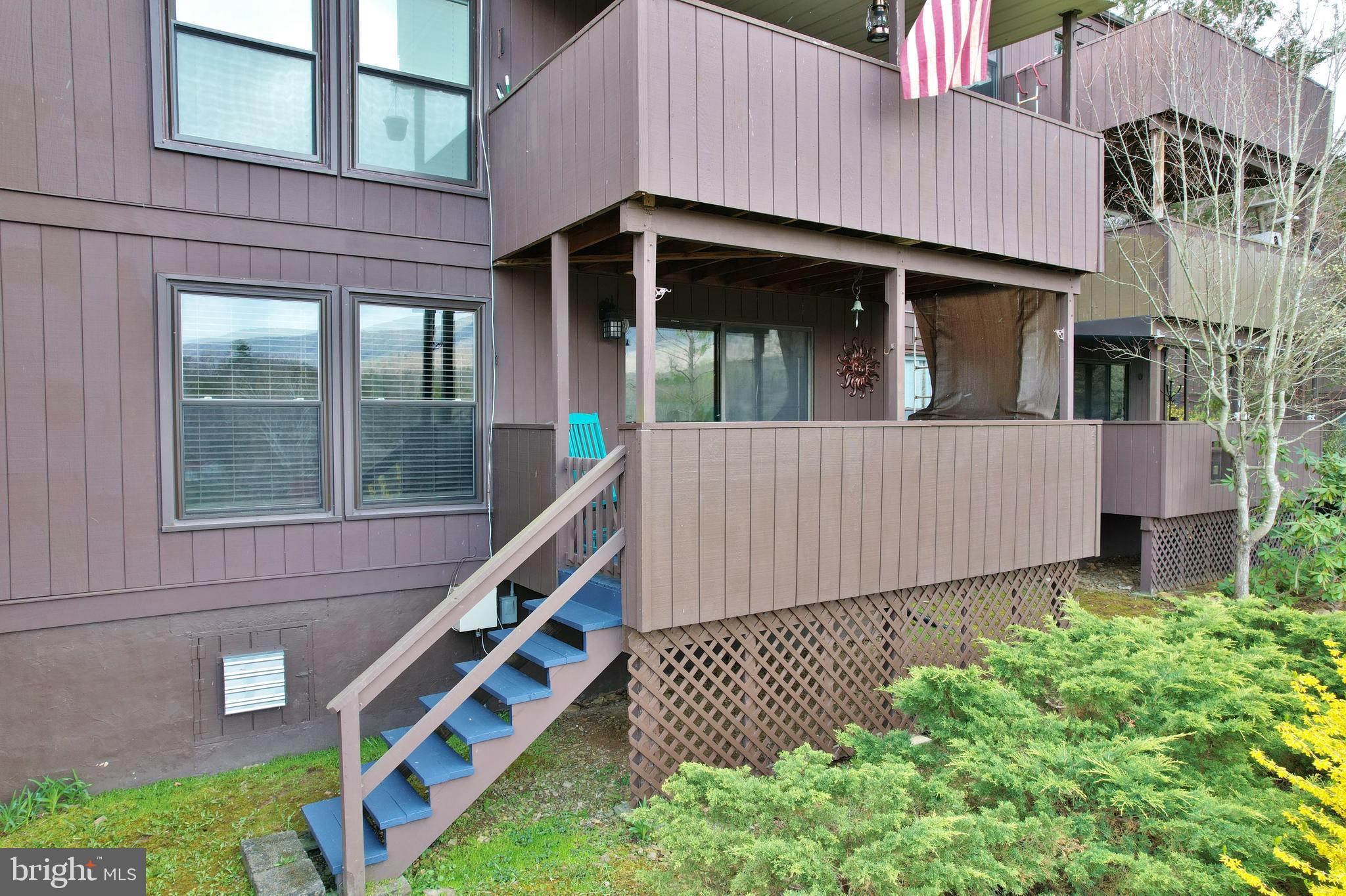 THE HILL CONDOS - Residential