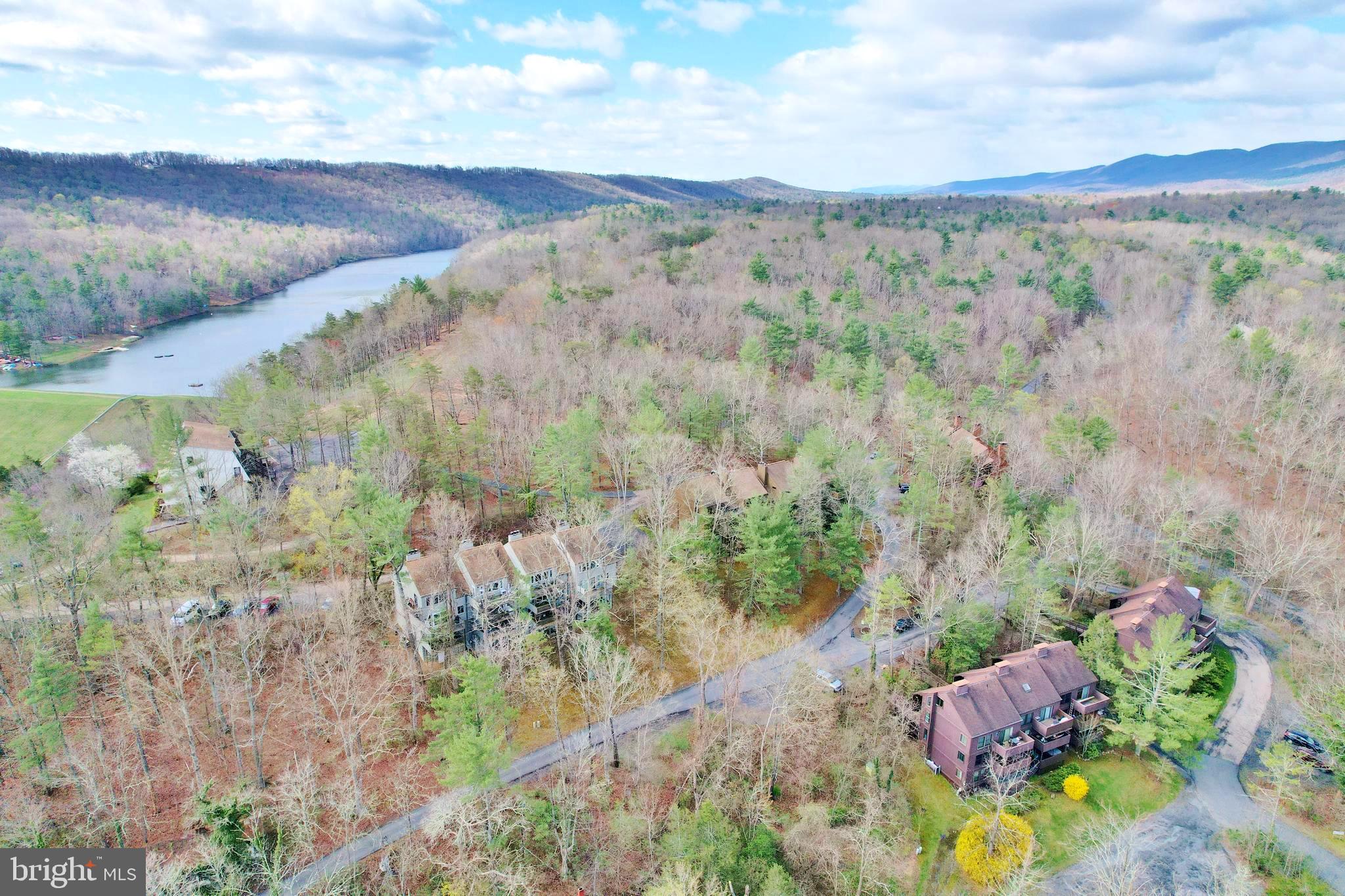 THE HILL CONDOS - Residential