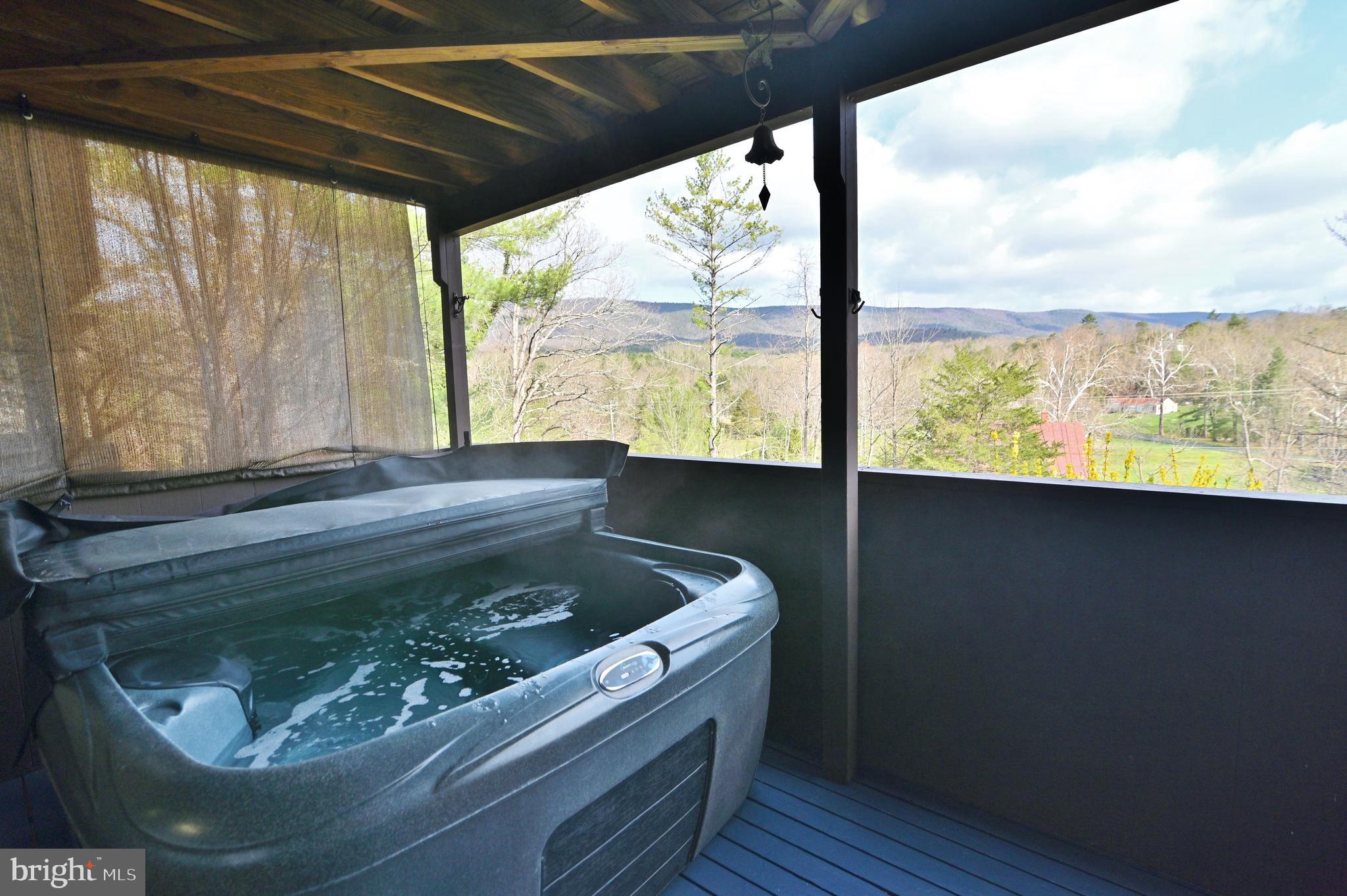 THE HILL CONDOS - Residential