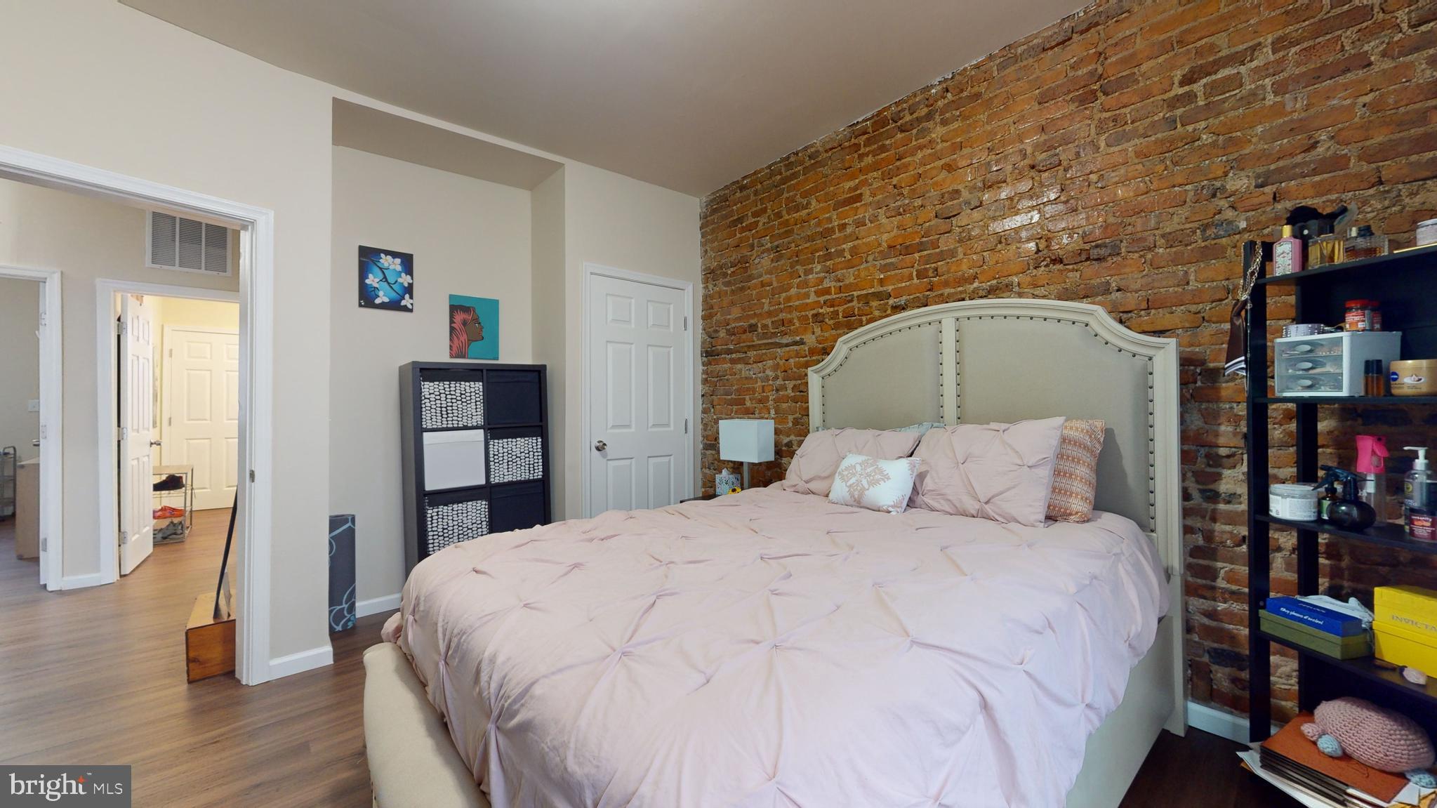 EDMONDSON VILLAGE - Residential Lease