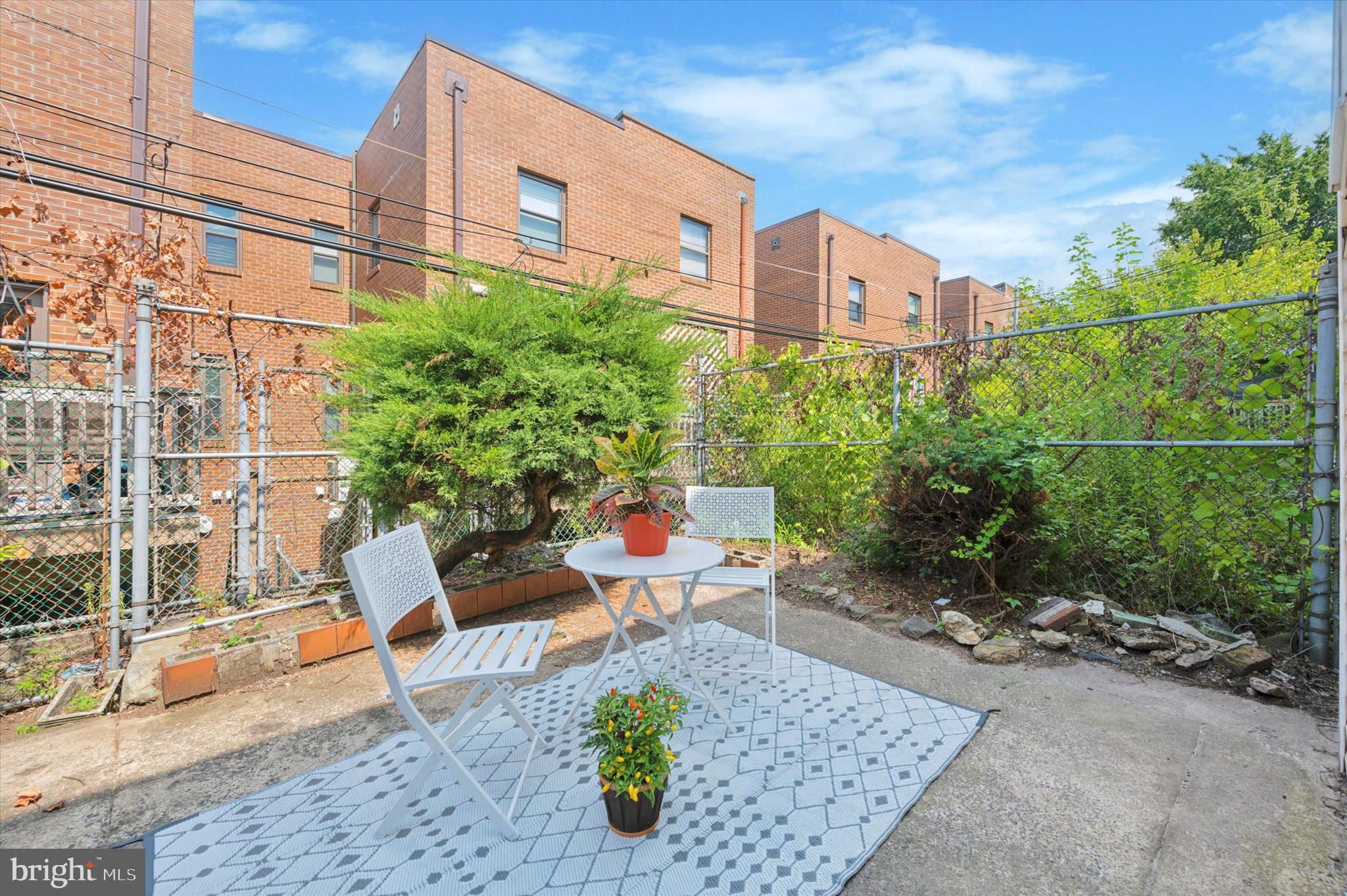 COBBS CREEK - Residential