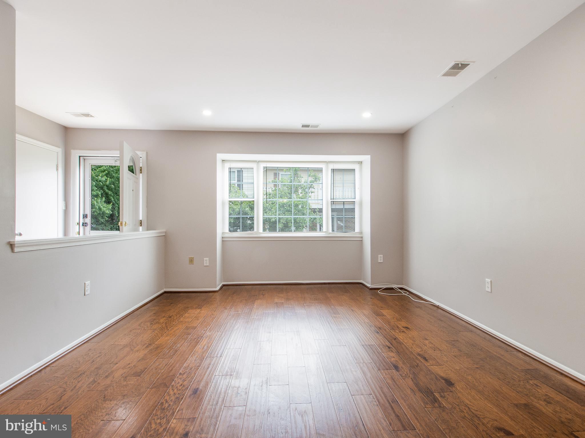 CHERRYWOOD CONDO PHASE I - Residential