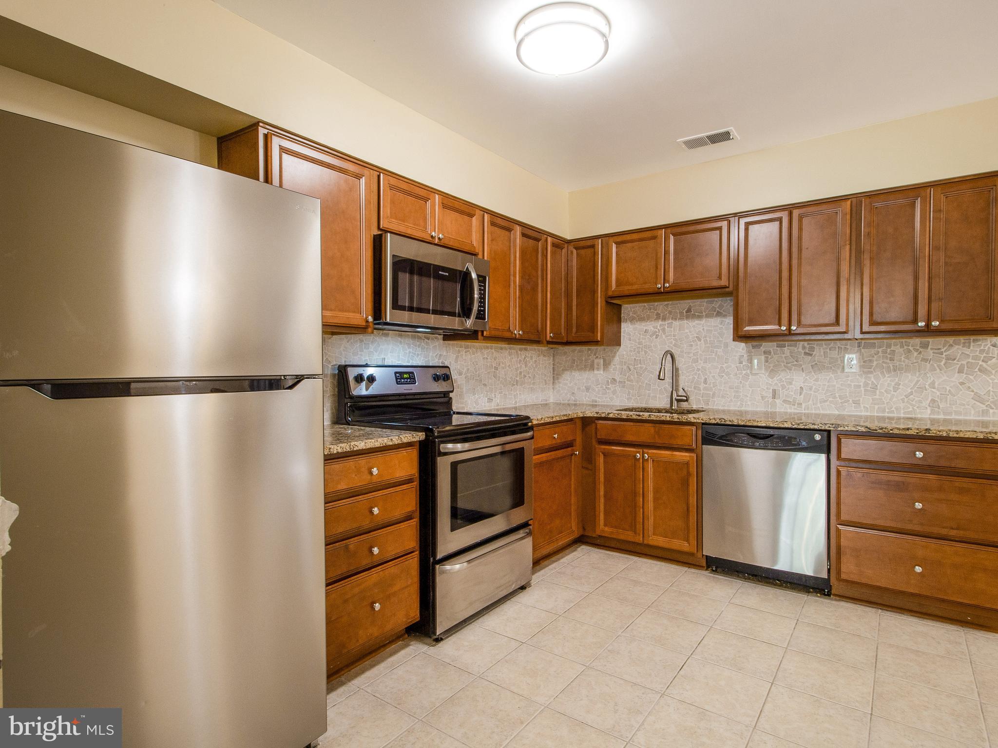 CHERRYWOOD CONDO PHASE I - Residential