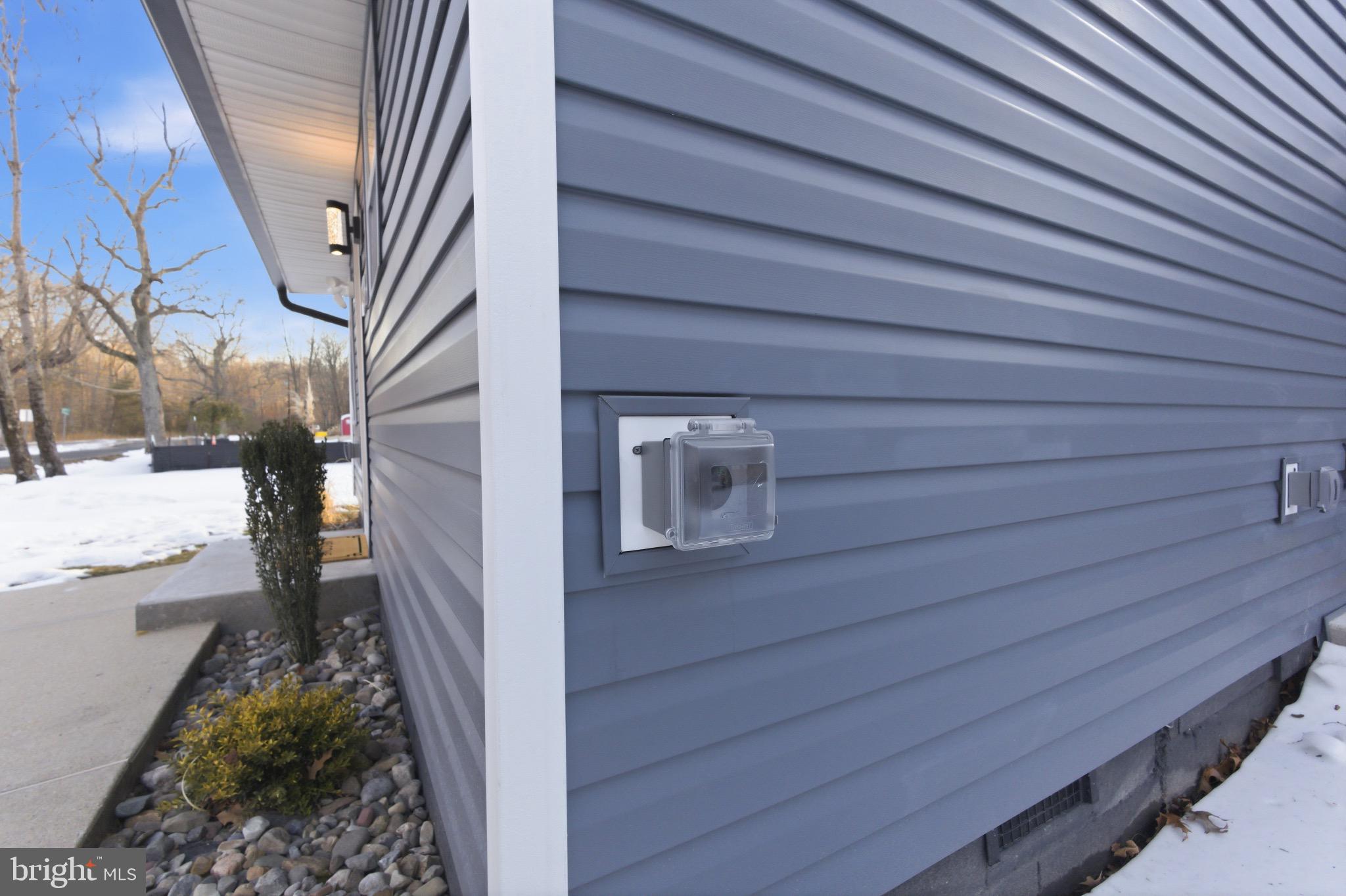 SHADY SIDE - Residential