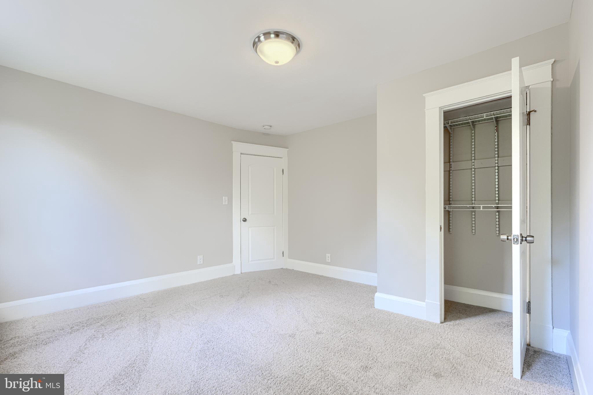 GARDENVILLE - Residential