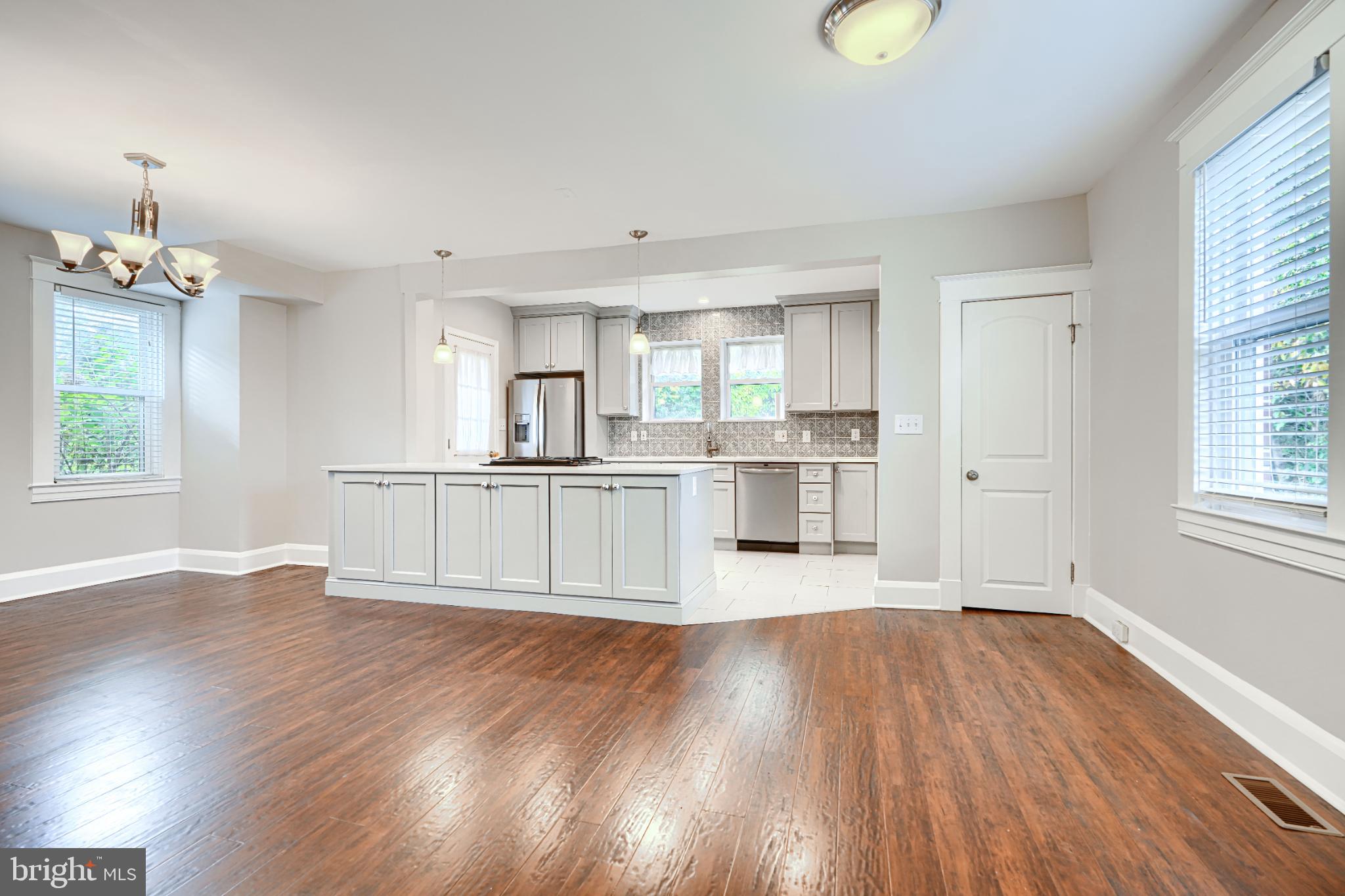 GARDENVILLE - Residential