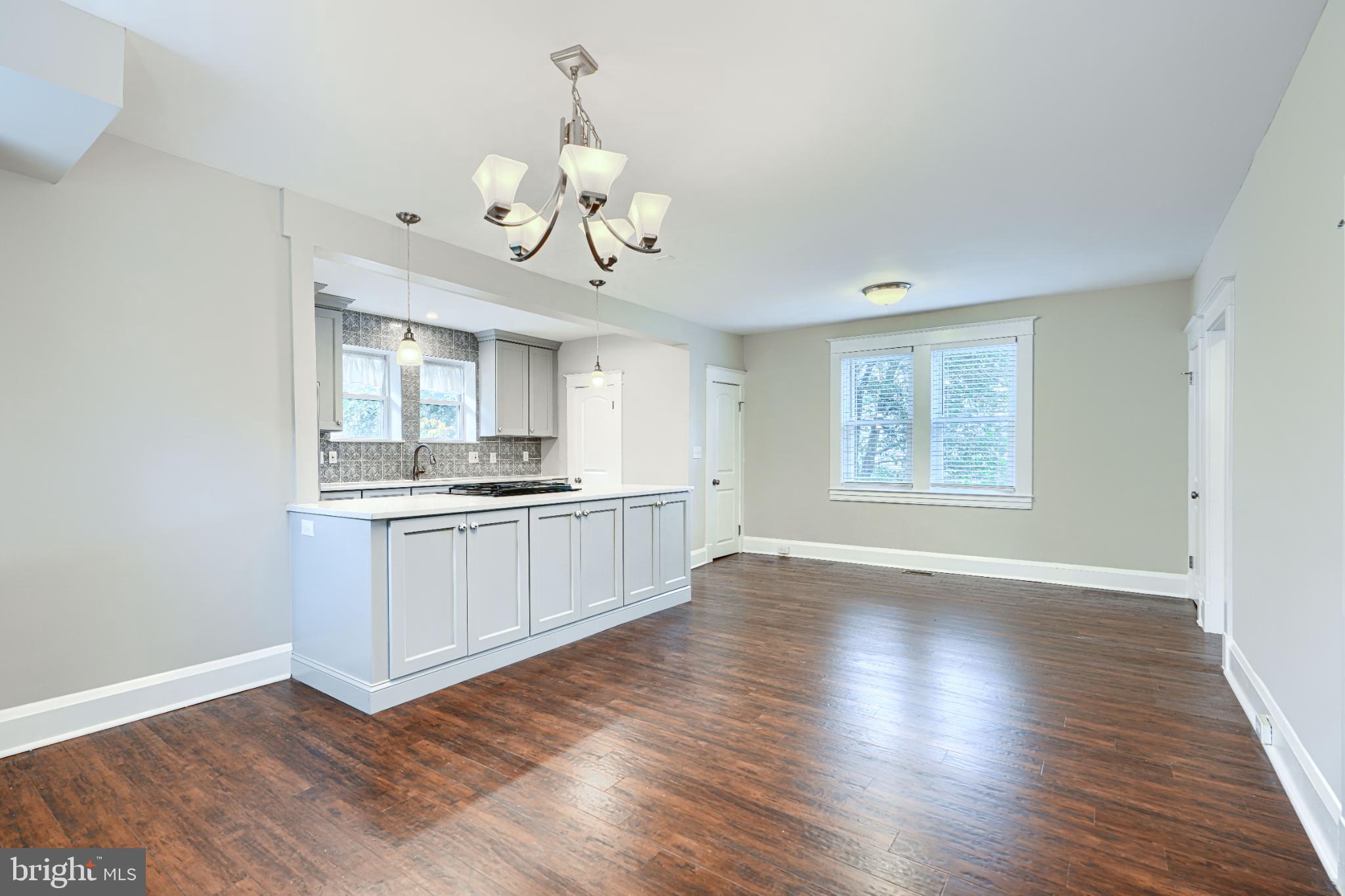 GARDENVILLE - Residential