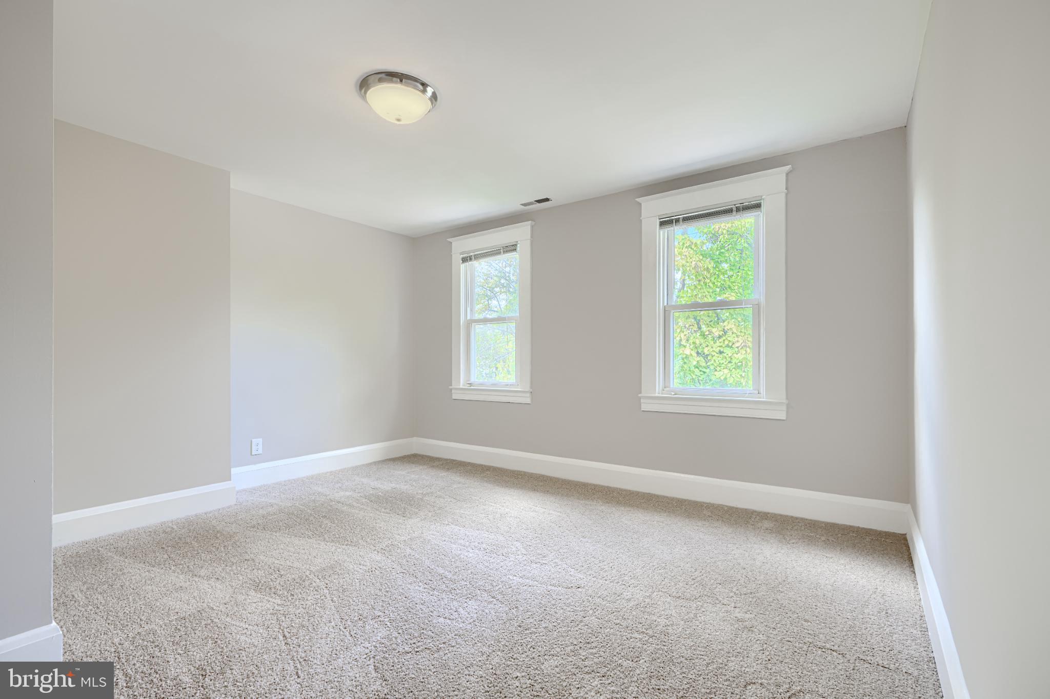 GARDENVILLE - Residential