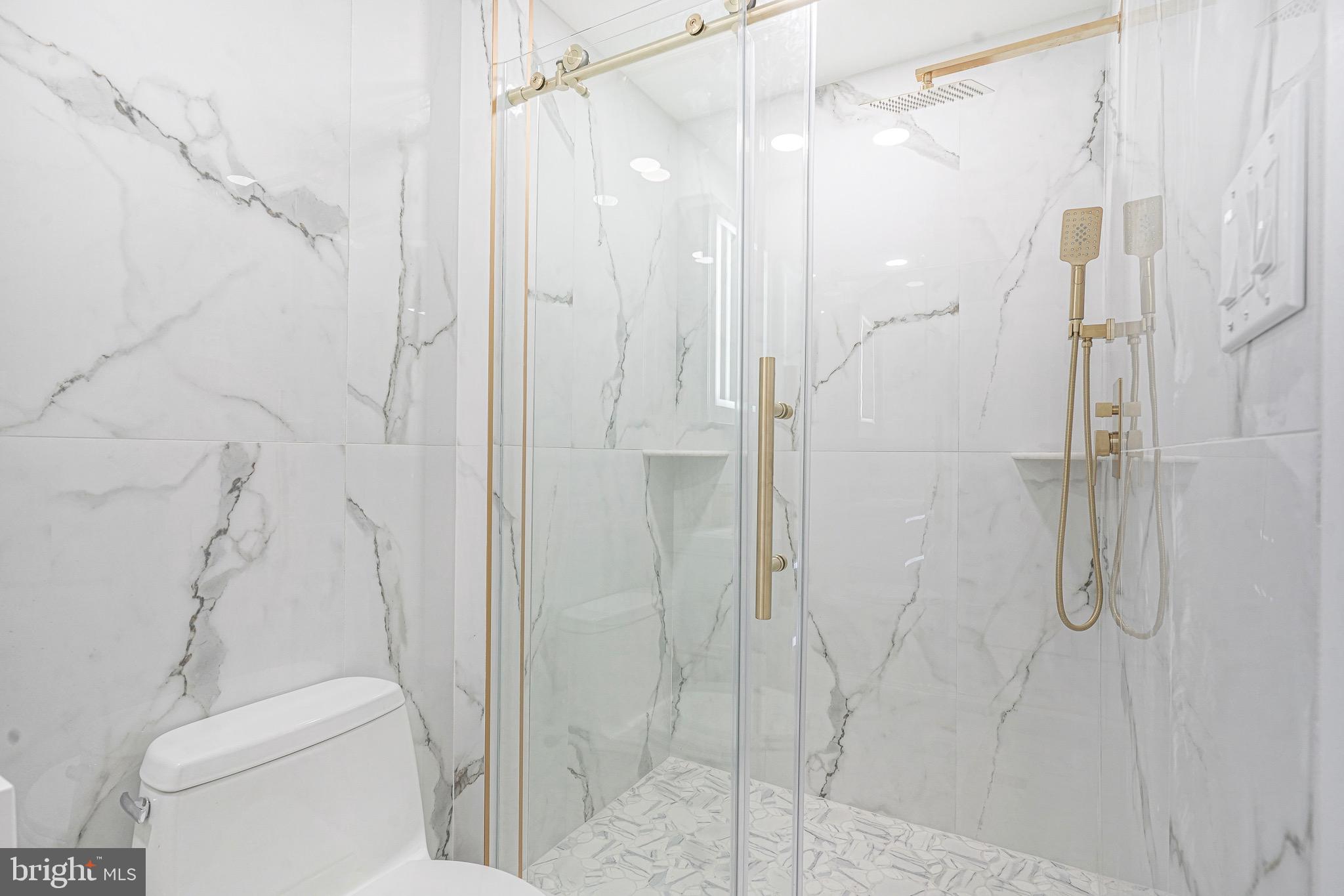 EAST PASSYUNK CROSSING - Residential