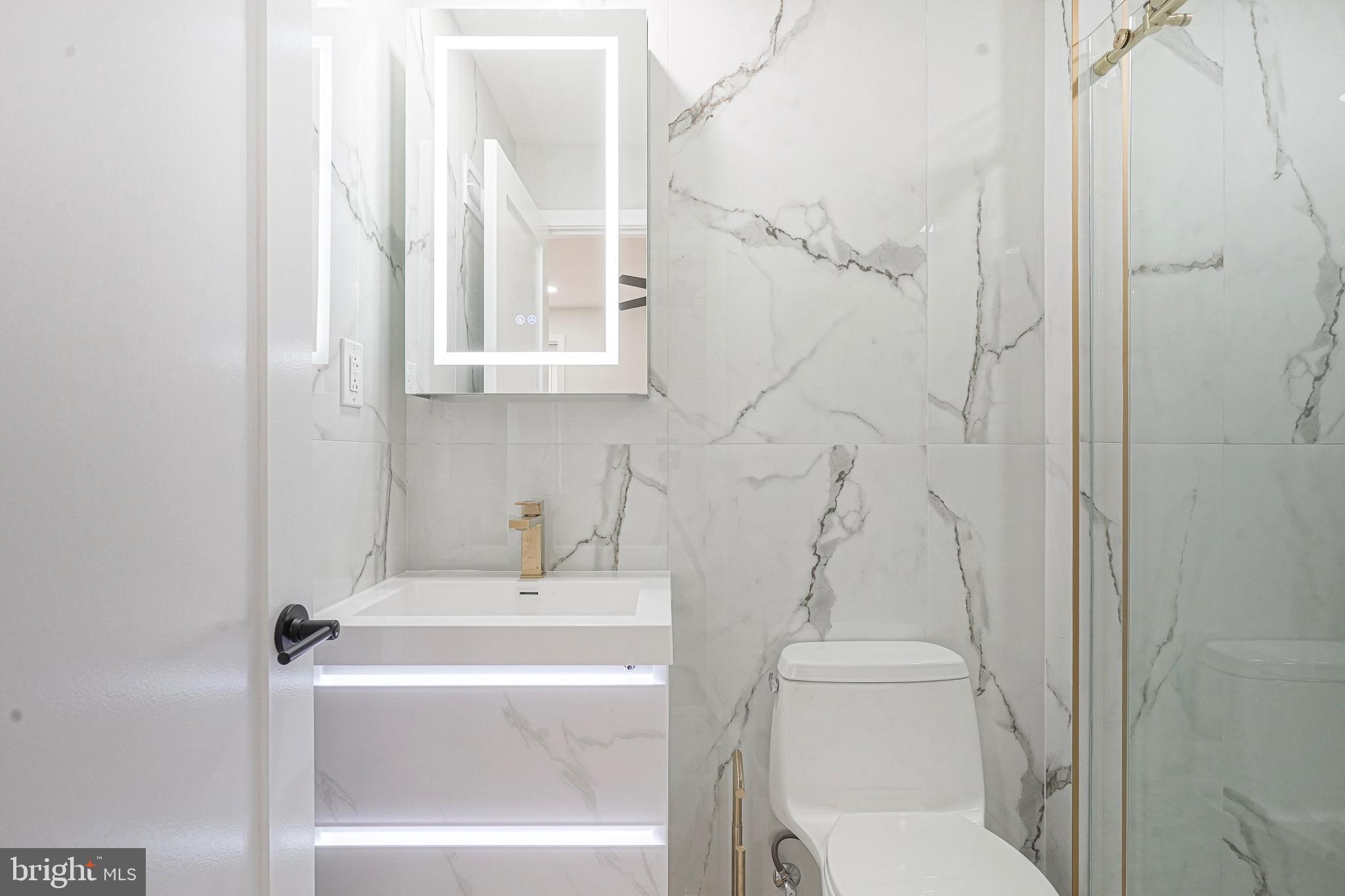 EAST PASSYUNK CROSSING - Residential