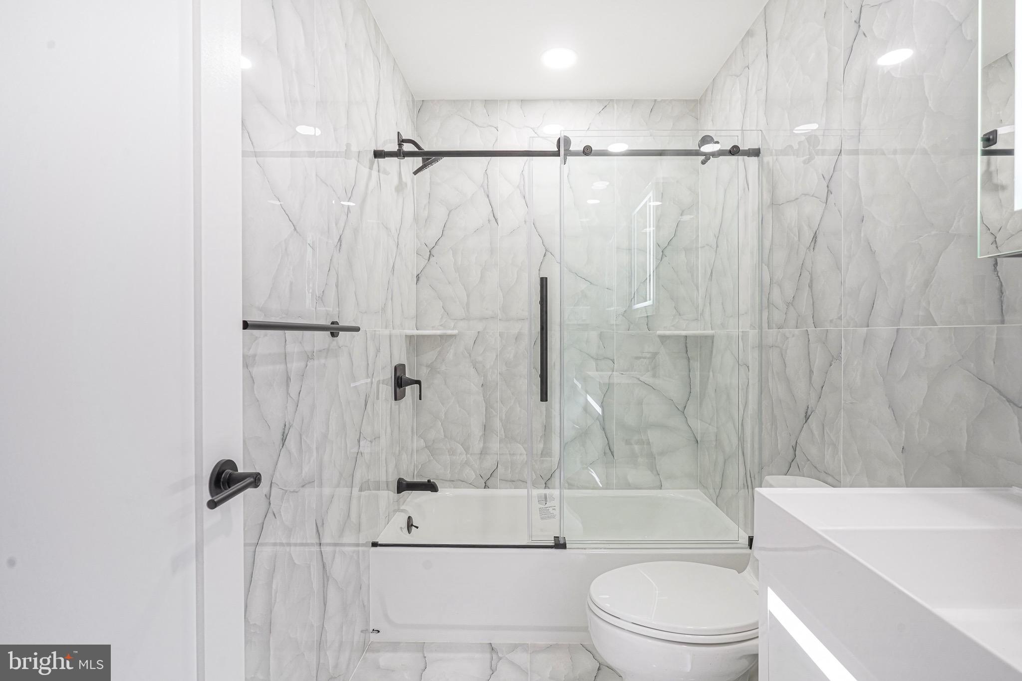 EAST PASSYUNK CROSSING - Residential