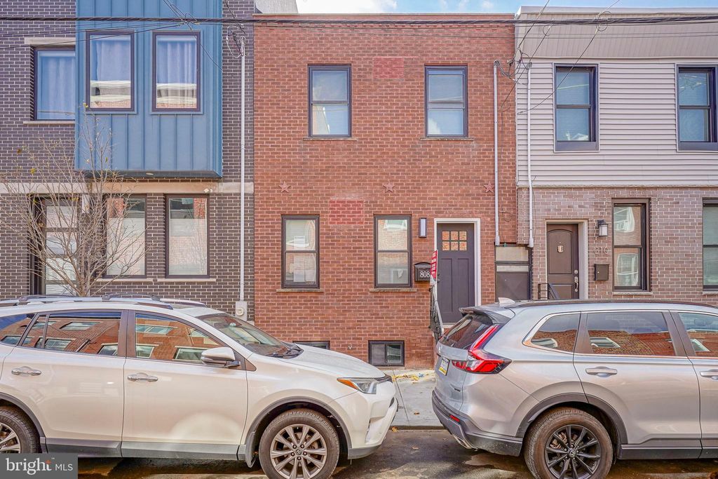 Photo of 808 Fernon Street, PHILADELPHIA, PA 19148 (MLS # PAPH2557468)