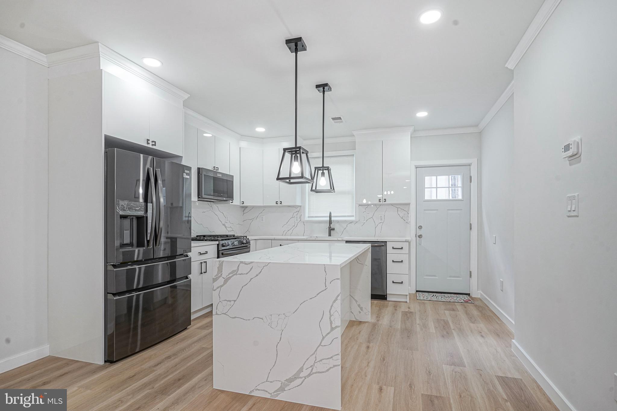 EAST PASSYUNK CROSSING - Residential