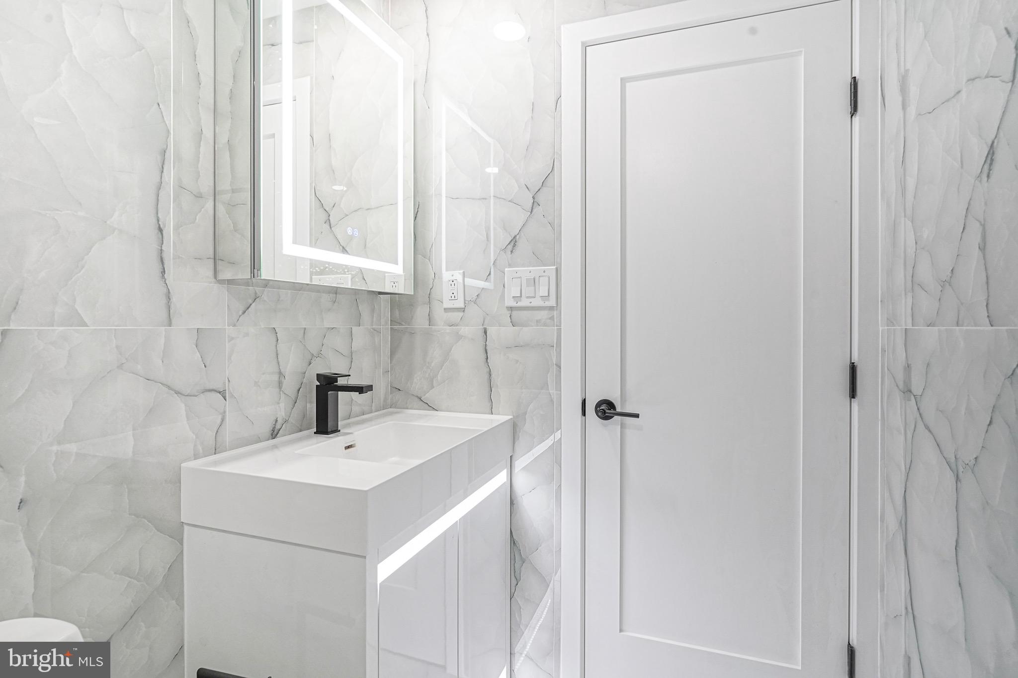 EAST PASSYUNK CROSSING - Residential