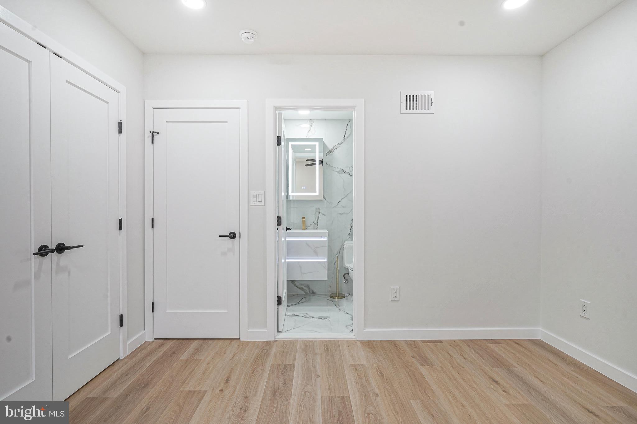 EAST PASSYUNK CROSSING - Residential