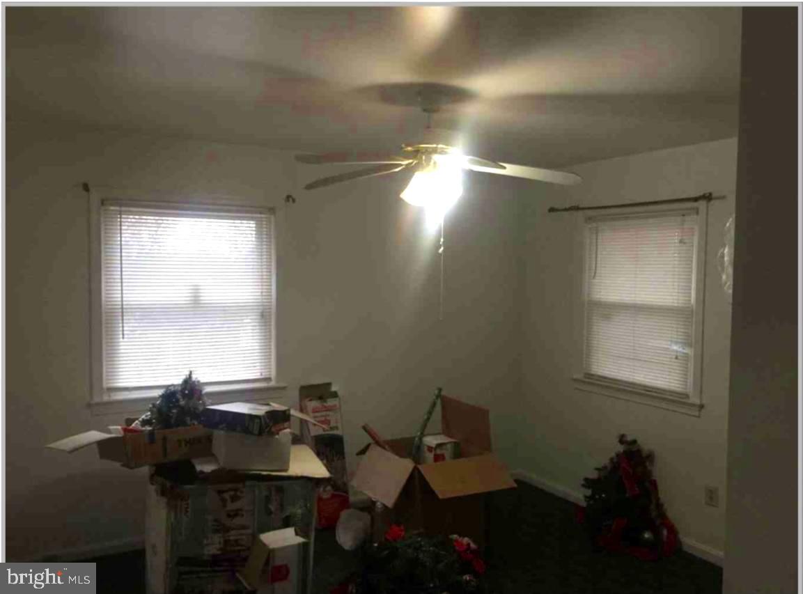 WARBURTON MANOR - Residential